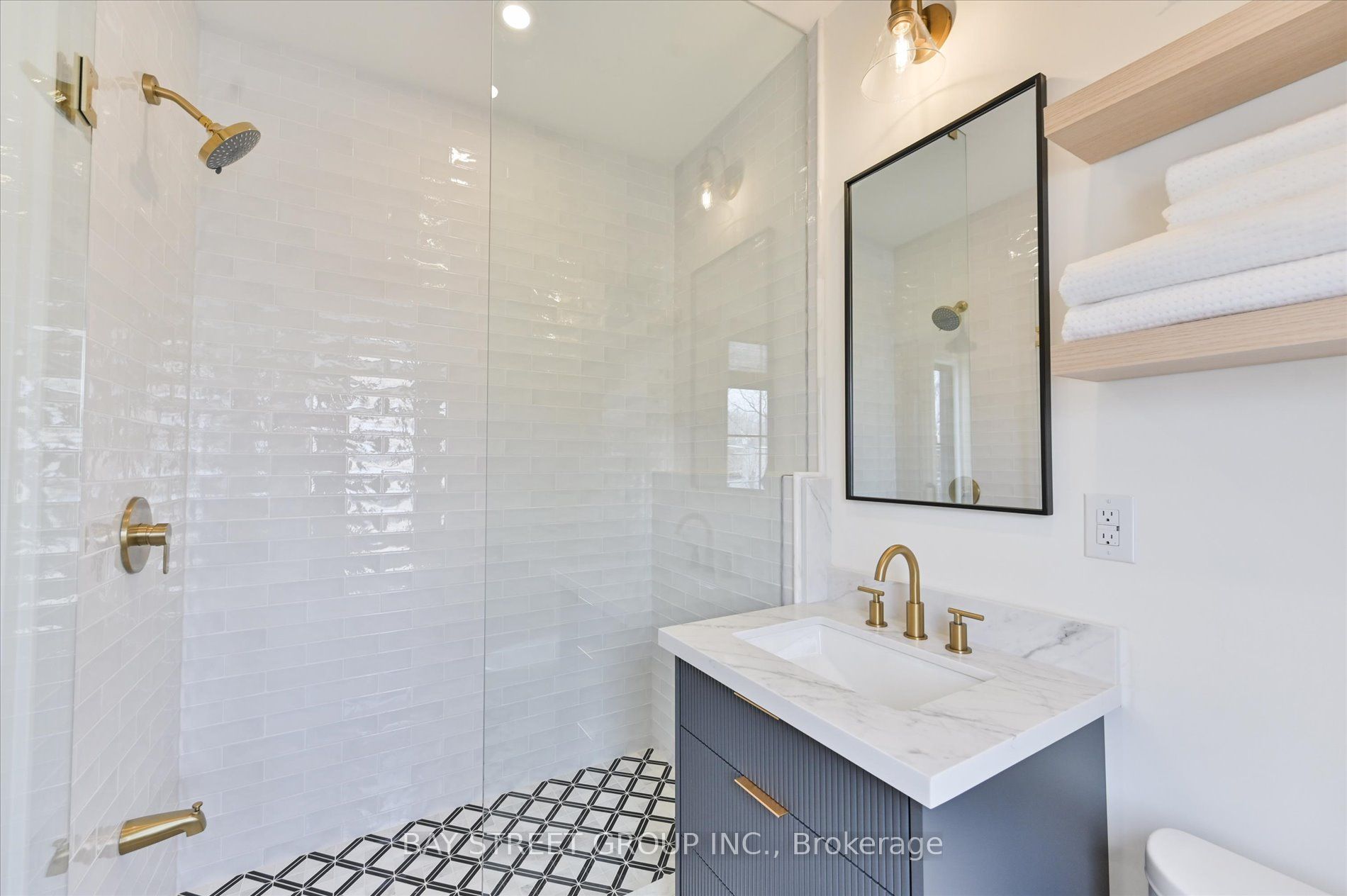 547 Eastern Avenue Property Photo 21
