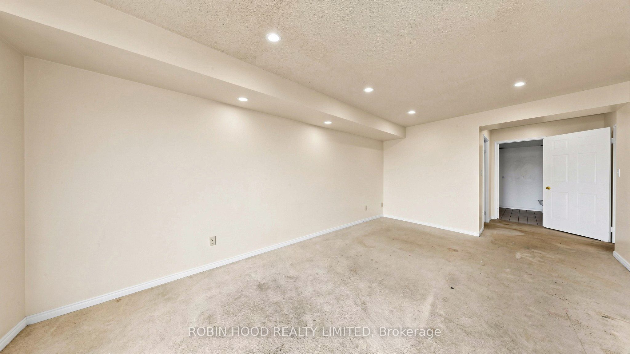 400 Mclevin Avenue 603 Property Photo 16