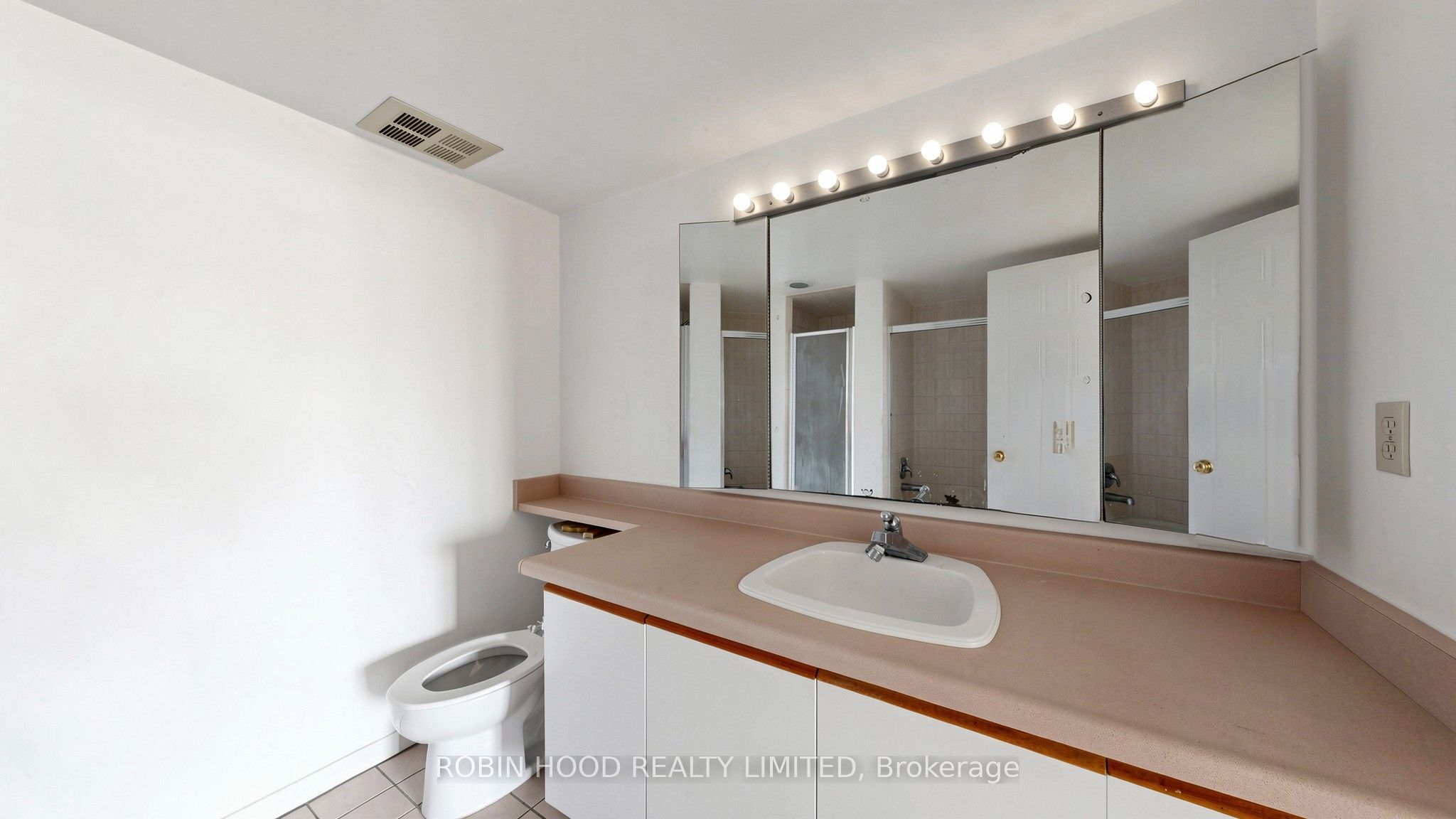 400 Mclevin Avenue 603 Property Photo 21
