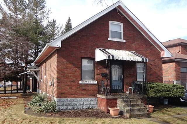 528 Birchmount Road Property Photo 2