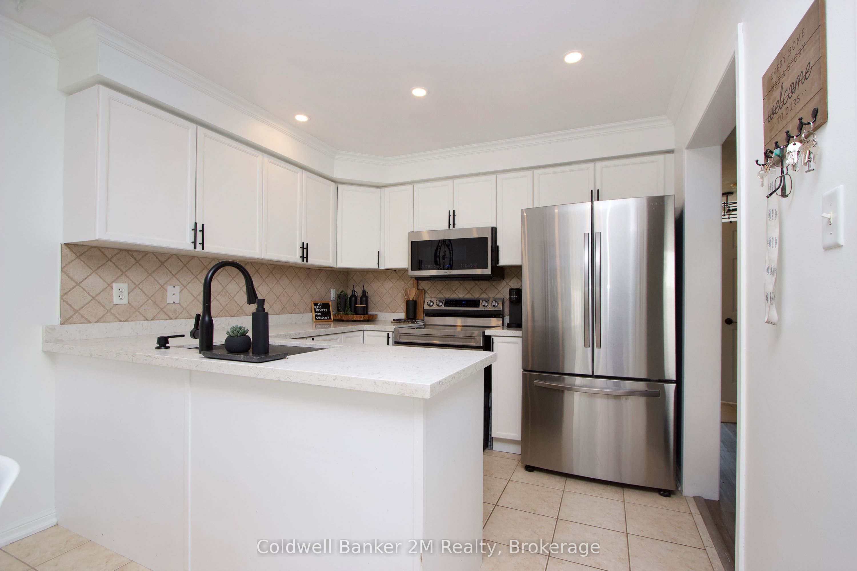 10 Eldad Drive Property Photo 5