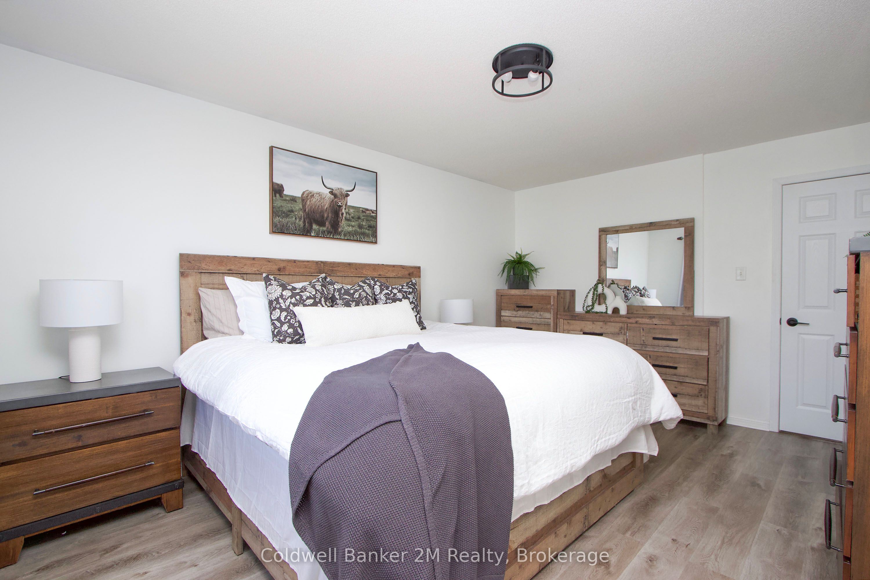 10 Eldad Drive Property Photo 17