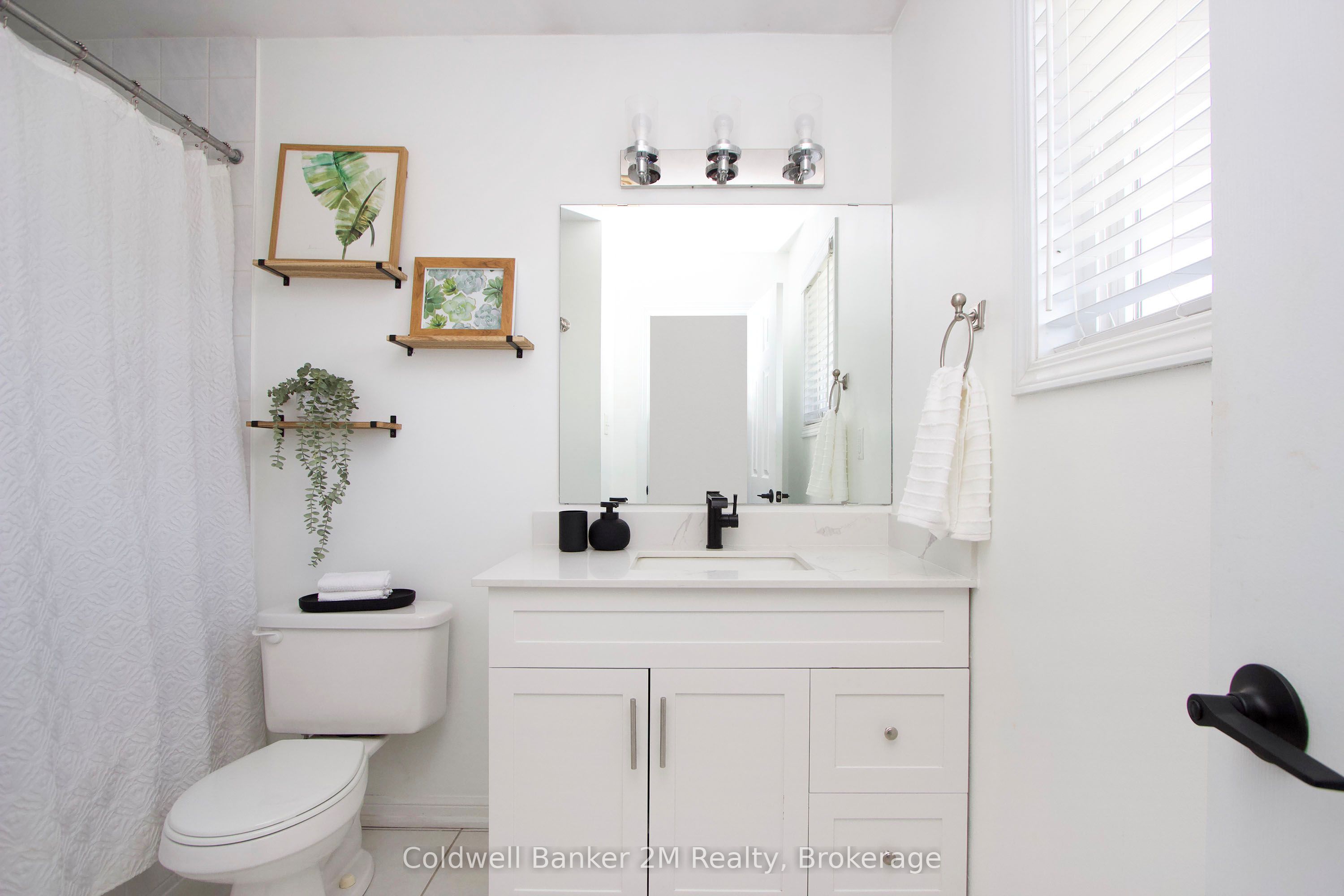 10 Eldad Drive Property Photo 18