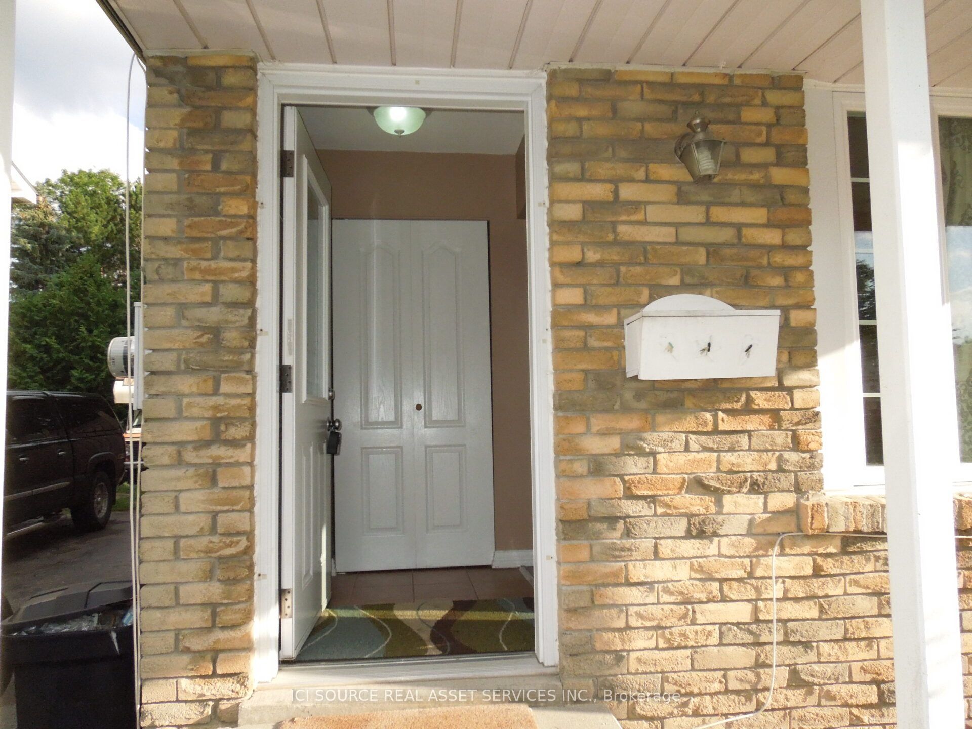 129 Ormond Drive Property Photo 2