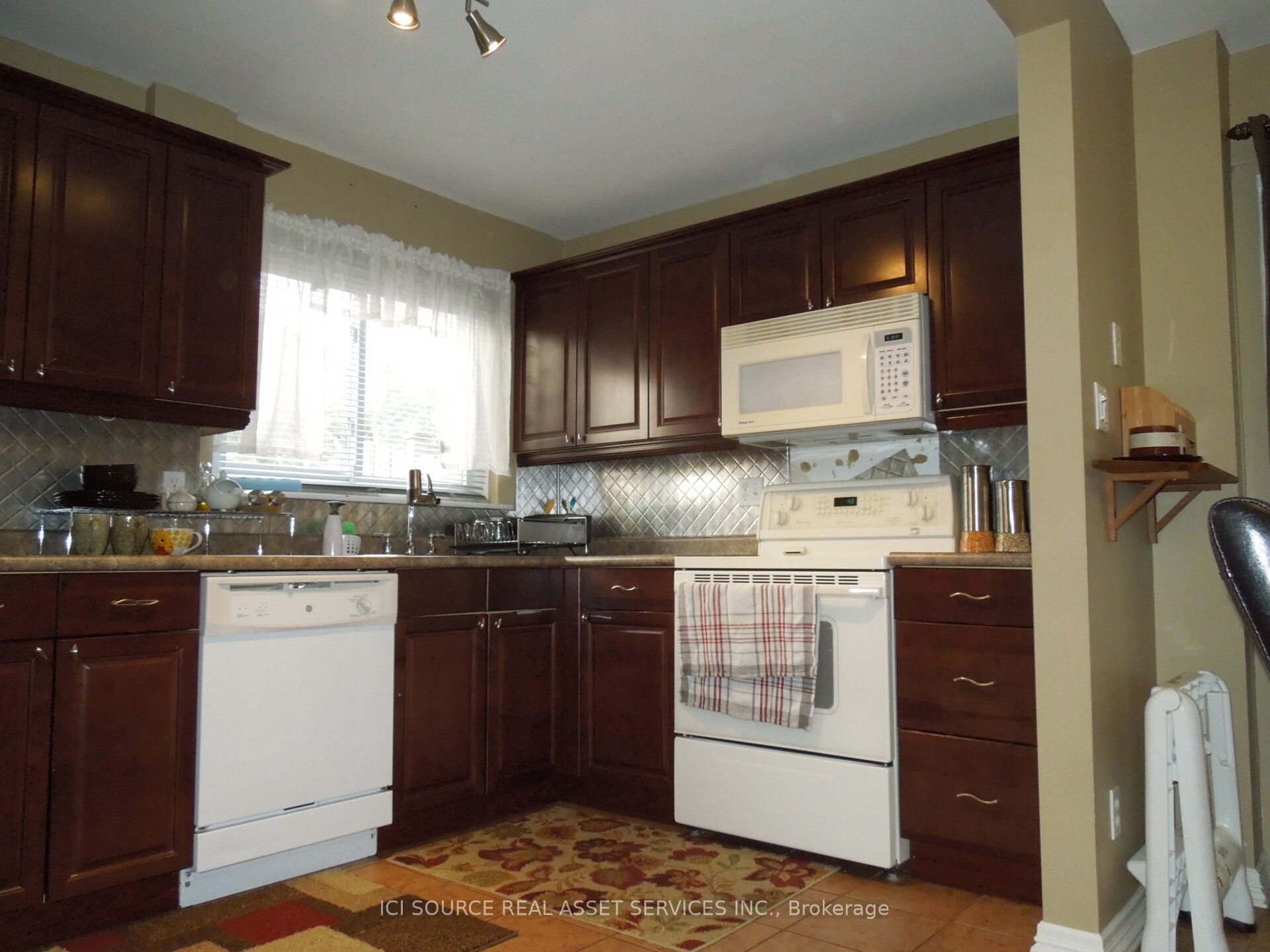 129 Ormond Drive Property Photo 14
