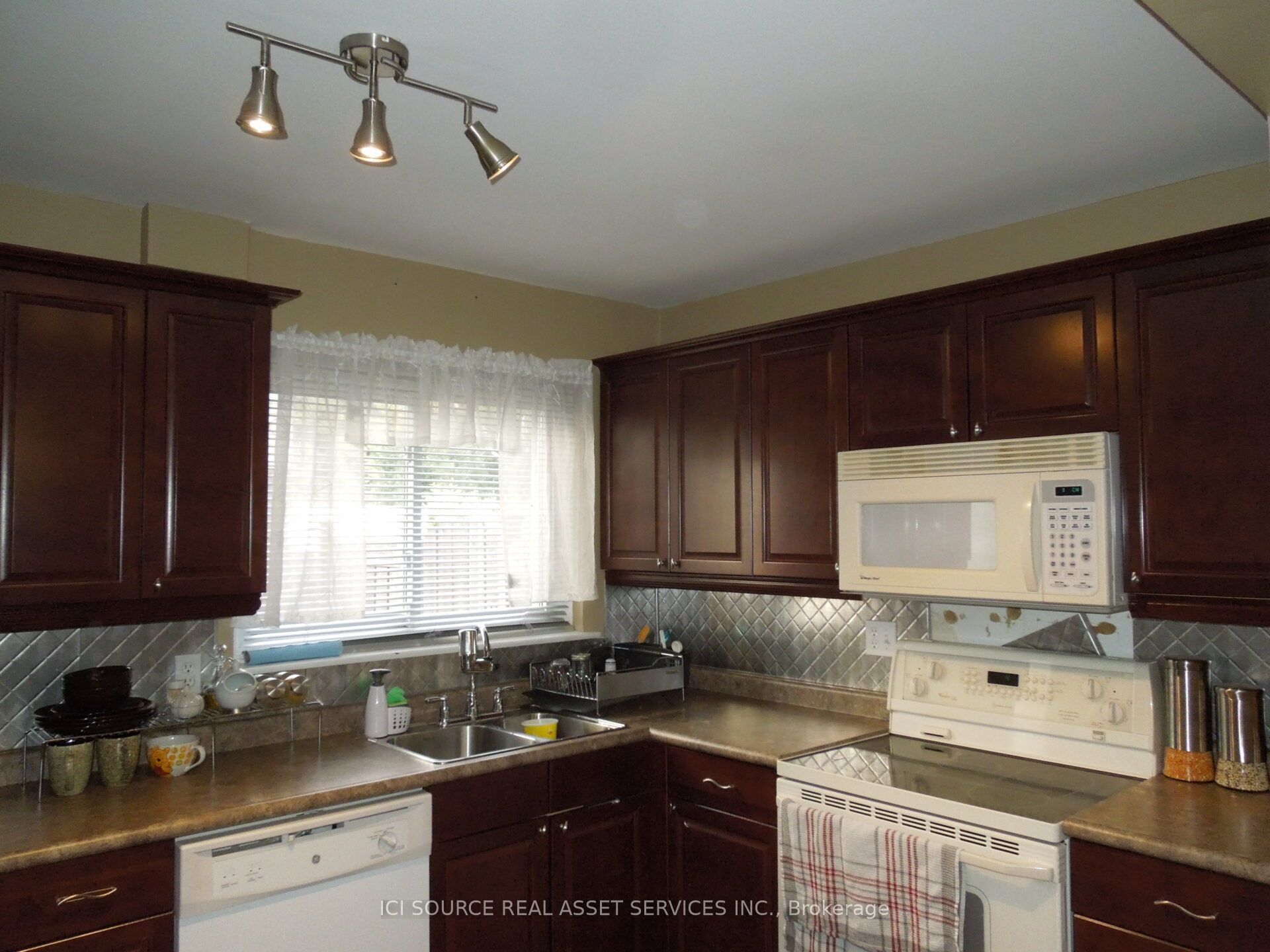 129 Ormond Drive Property Photo 15