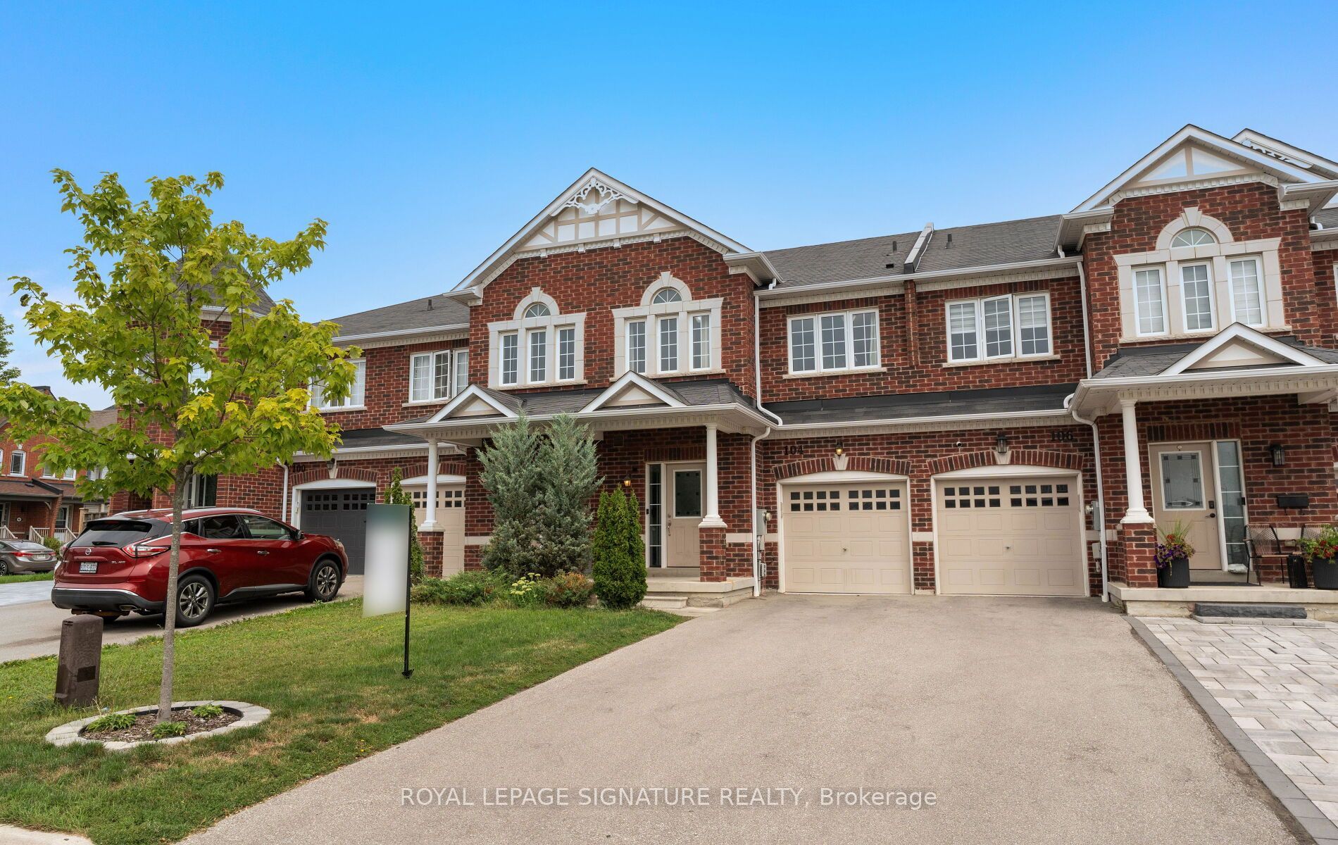 104 Whitefoot Crescent Property Photo 6