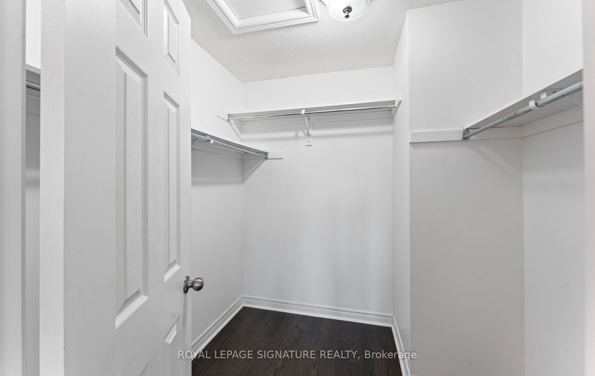 104 Whitefoot Crescent Property Photo 32