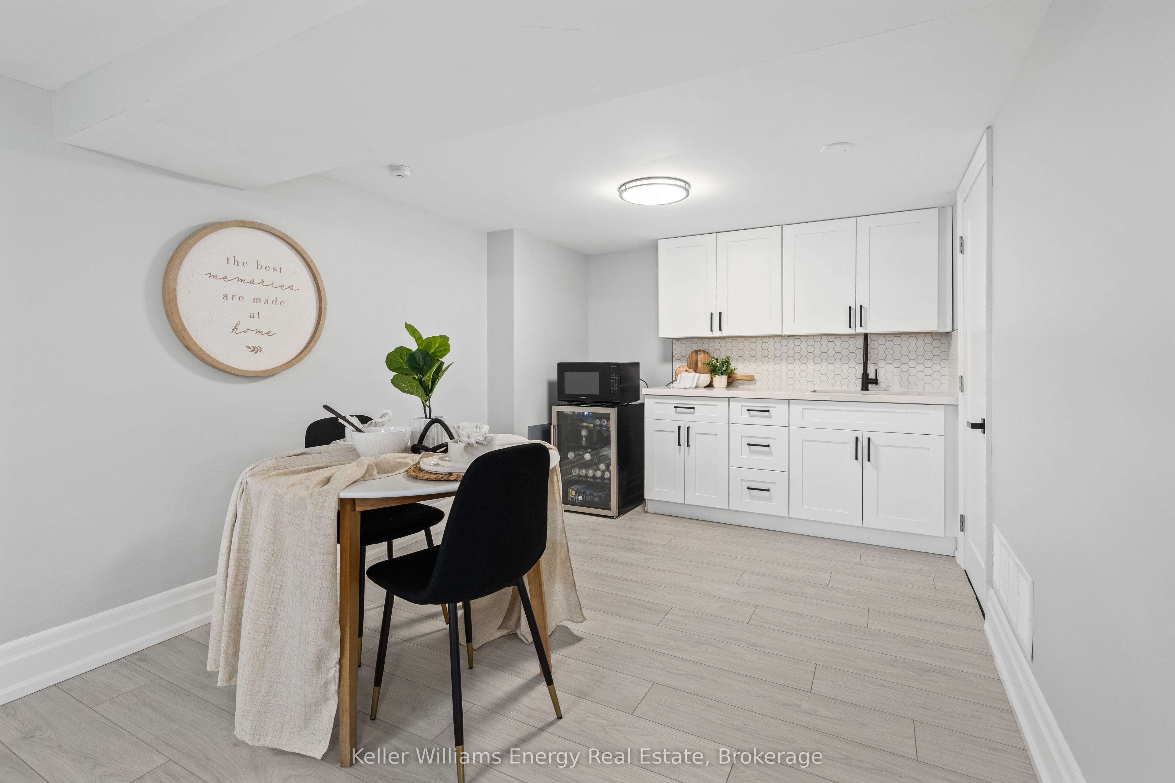 267 Liberty Street N Property Photo 15