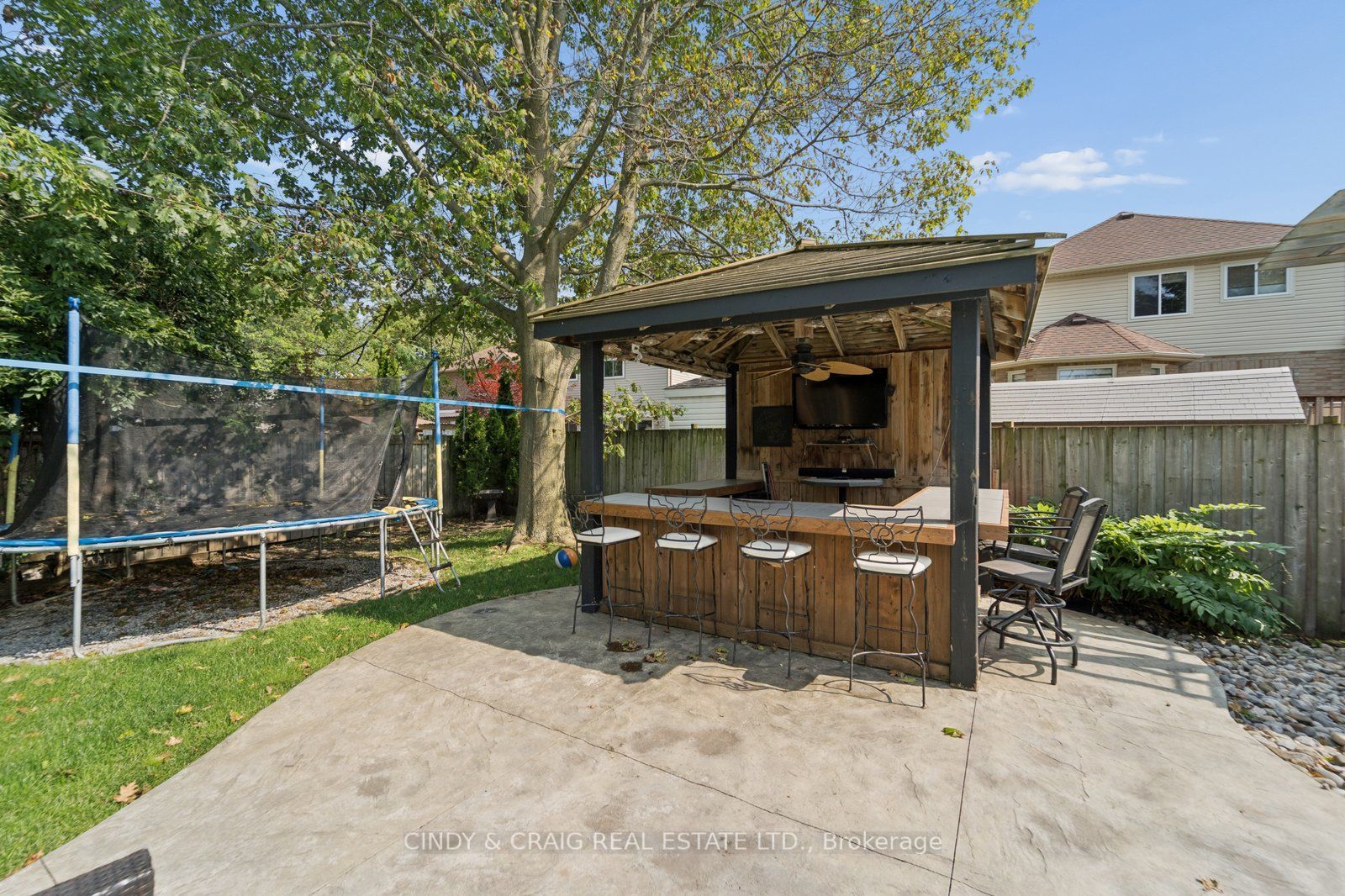 1707 Highway 2 Road Property Photo 17