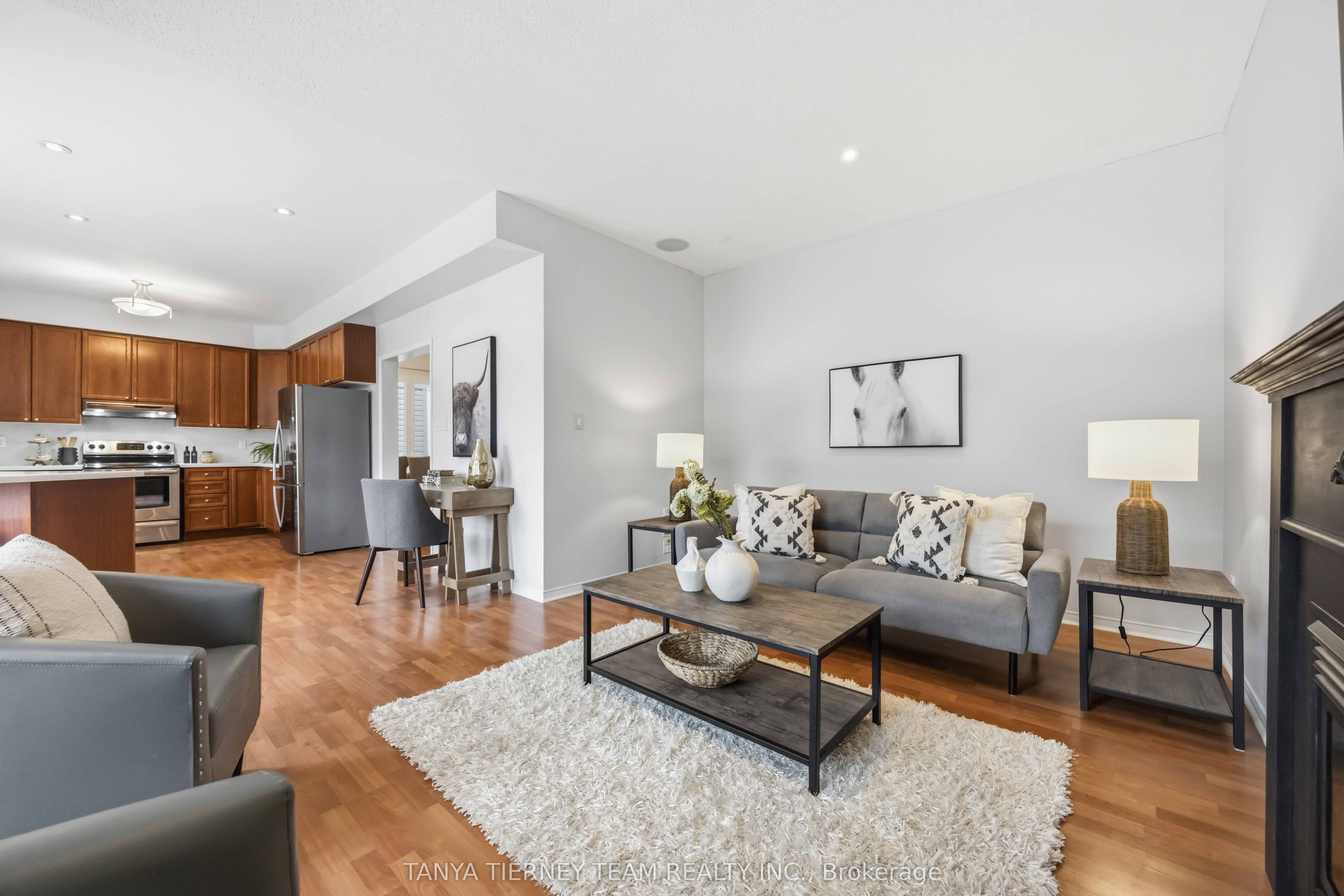 75 Robert Attersley Drive E Property Photo 26