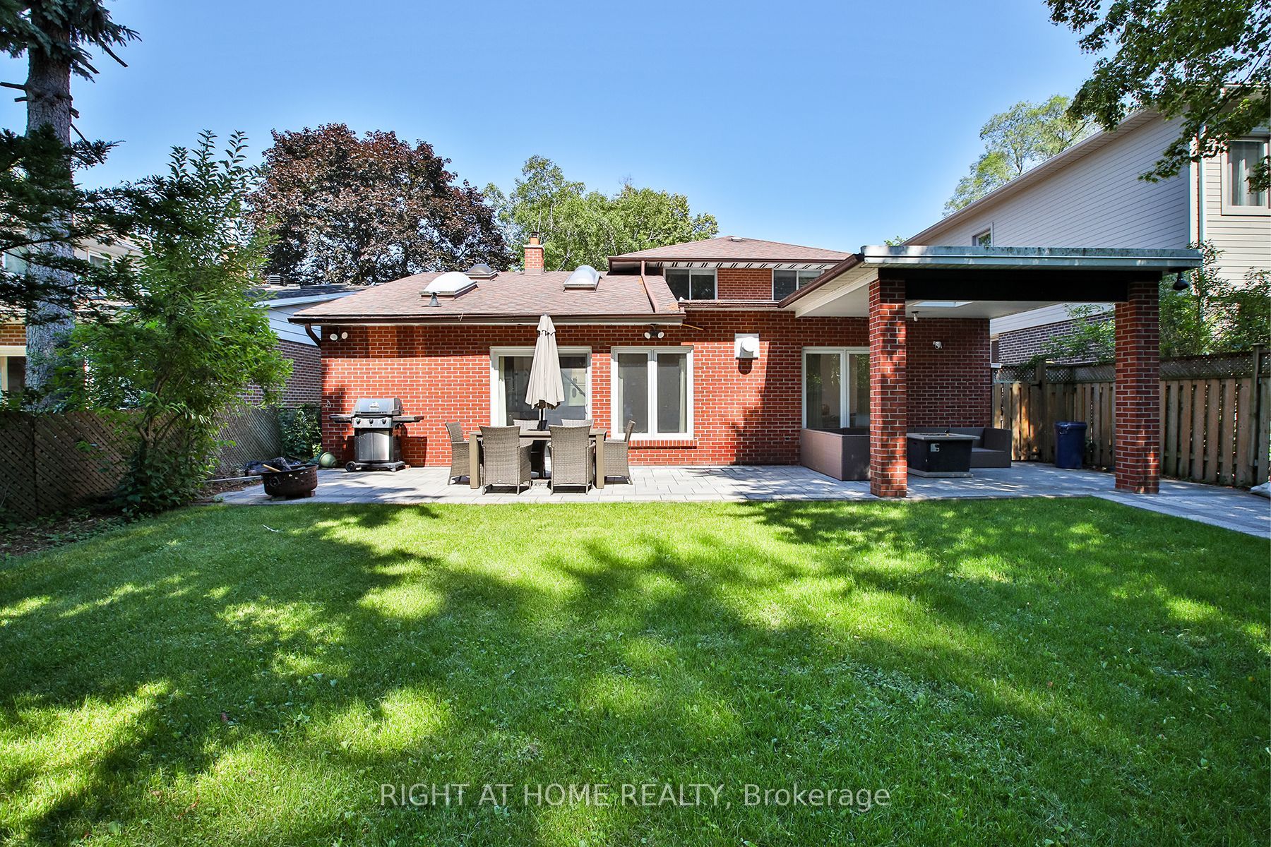 34 Scarcliff Gardens Property Photo 33