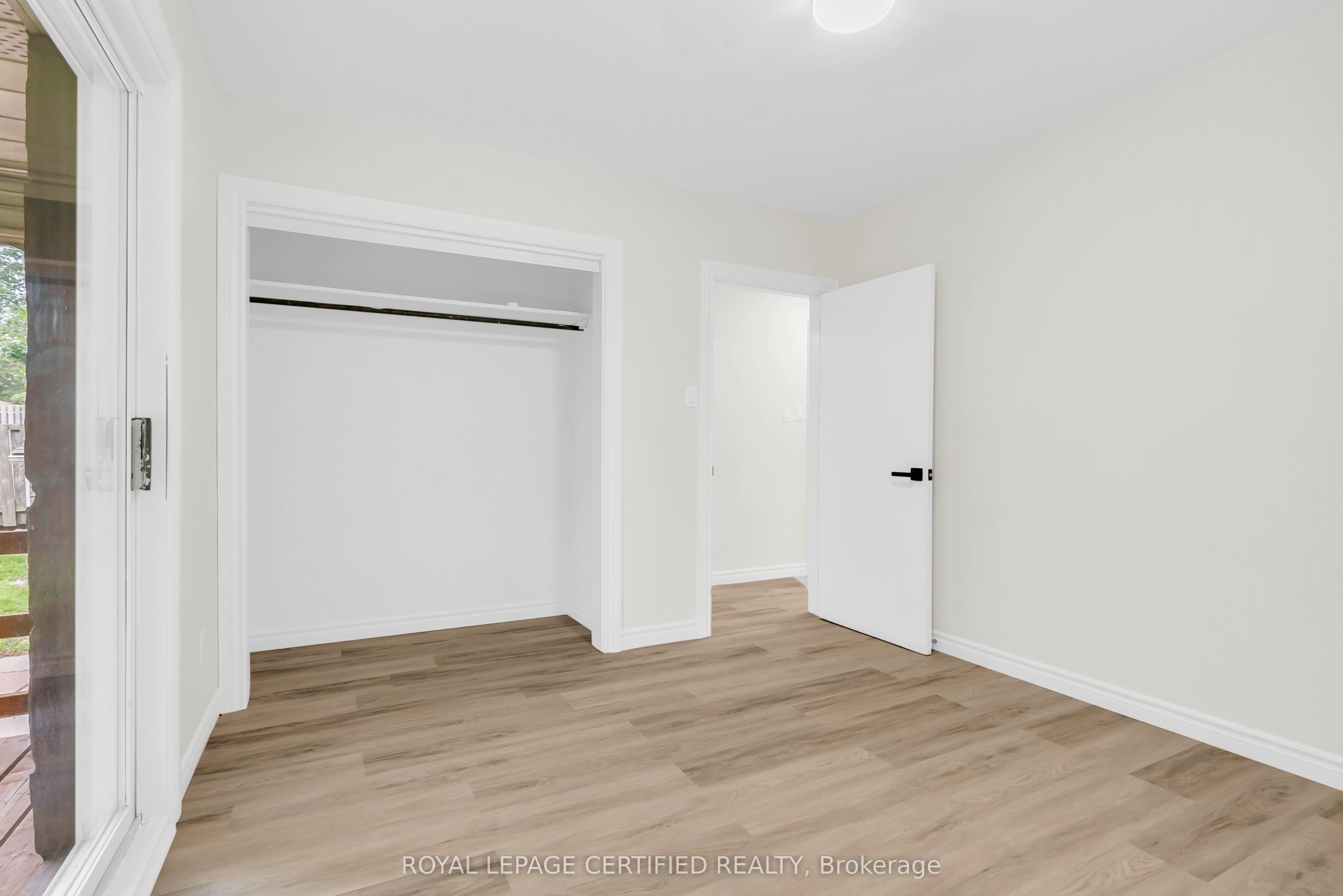301 Geneva Avenue Property Photo 19