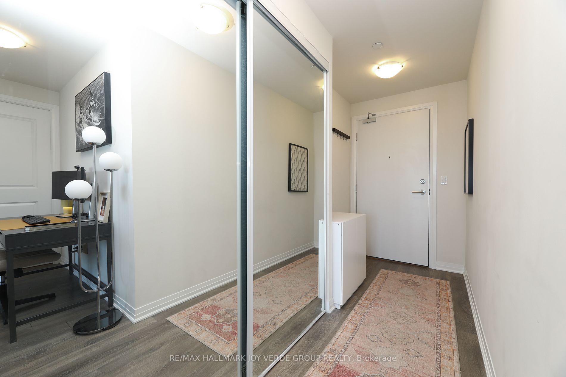 2301 Danforth Avenue 616 Property Photo 3