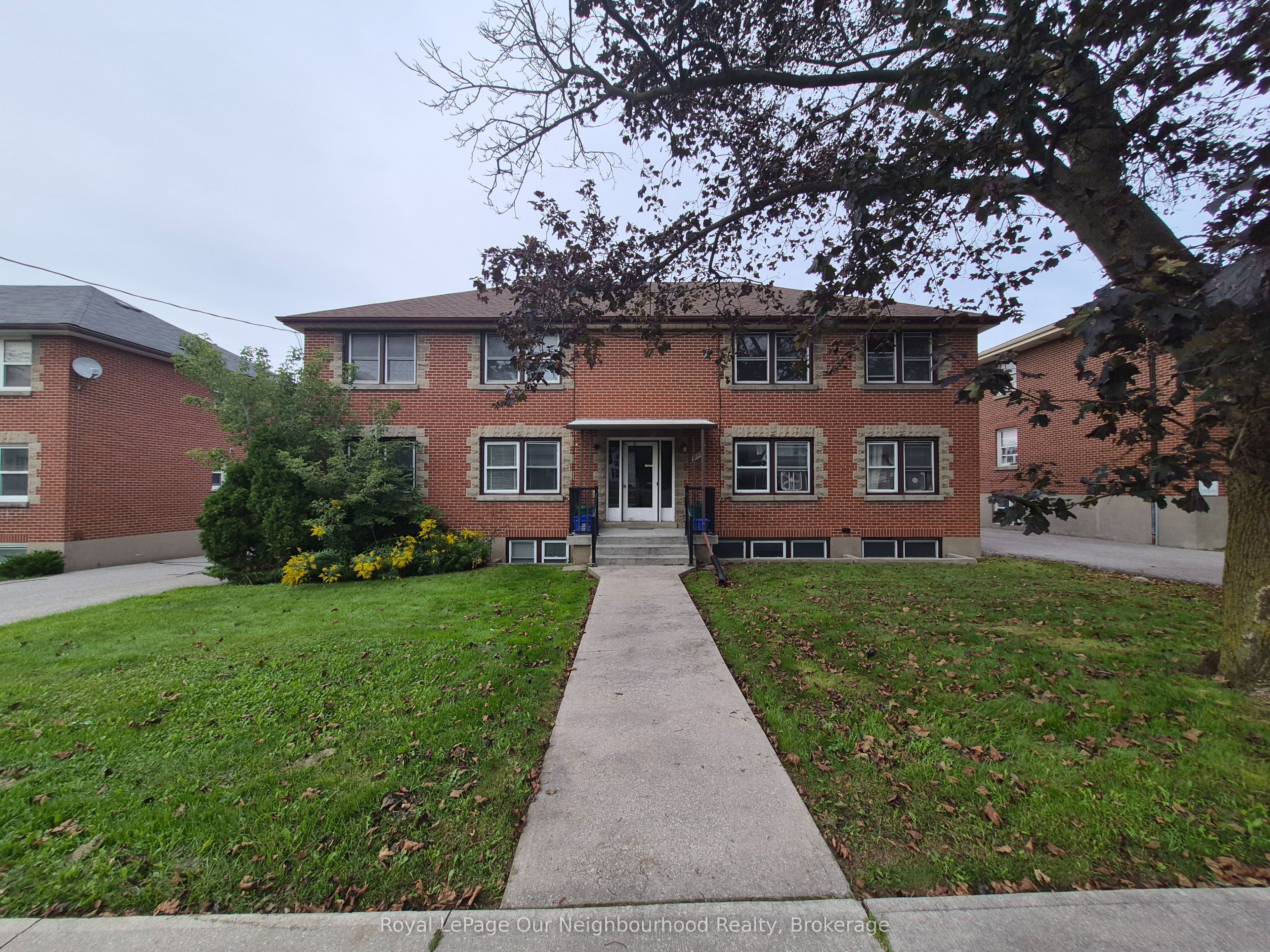 855 Simcoe Street N 2 Property Photo 1