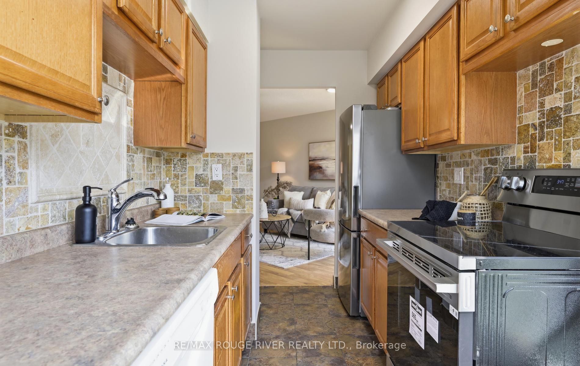 2 Westney Road N 208 Property Photo 19