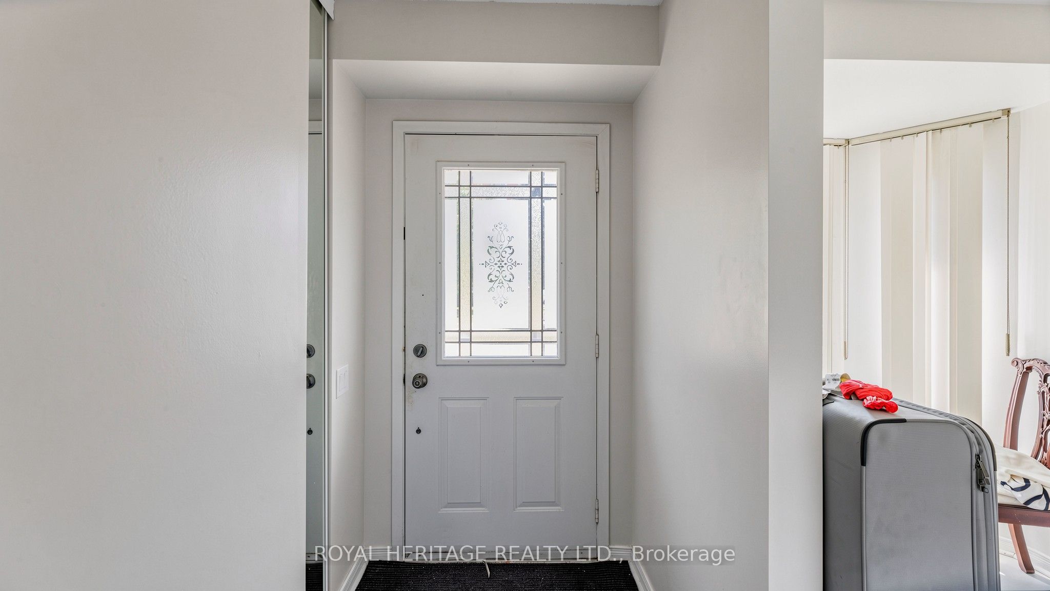 2472 Eglinton Avenue E Th 19 Property Photo 18