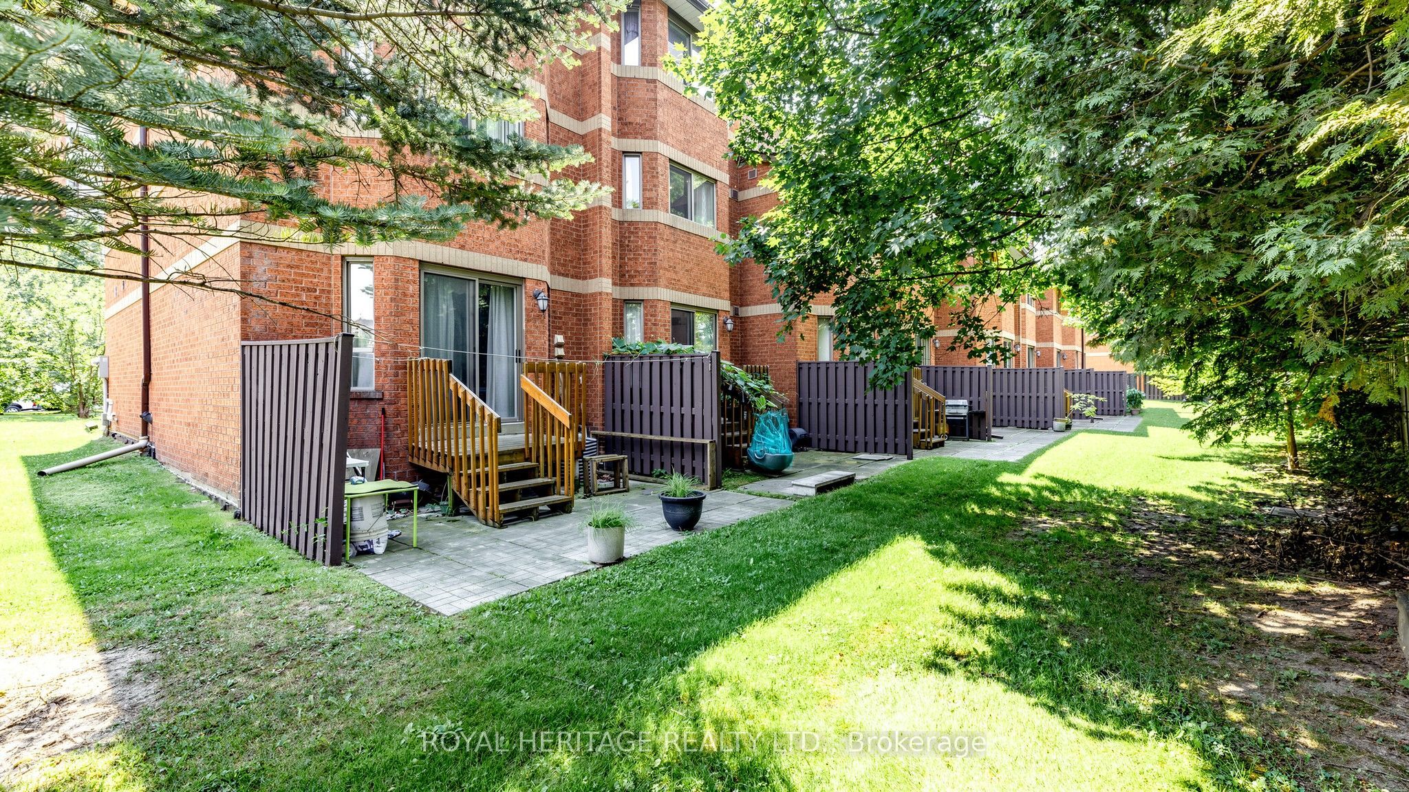 2472 Eglinton Avenue E Th 19 Property Photo 34