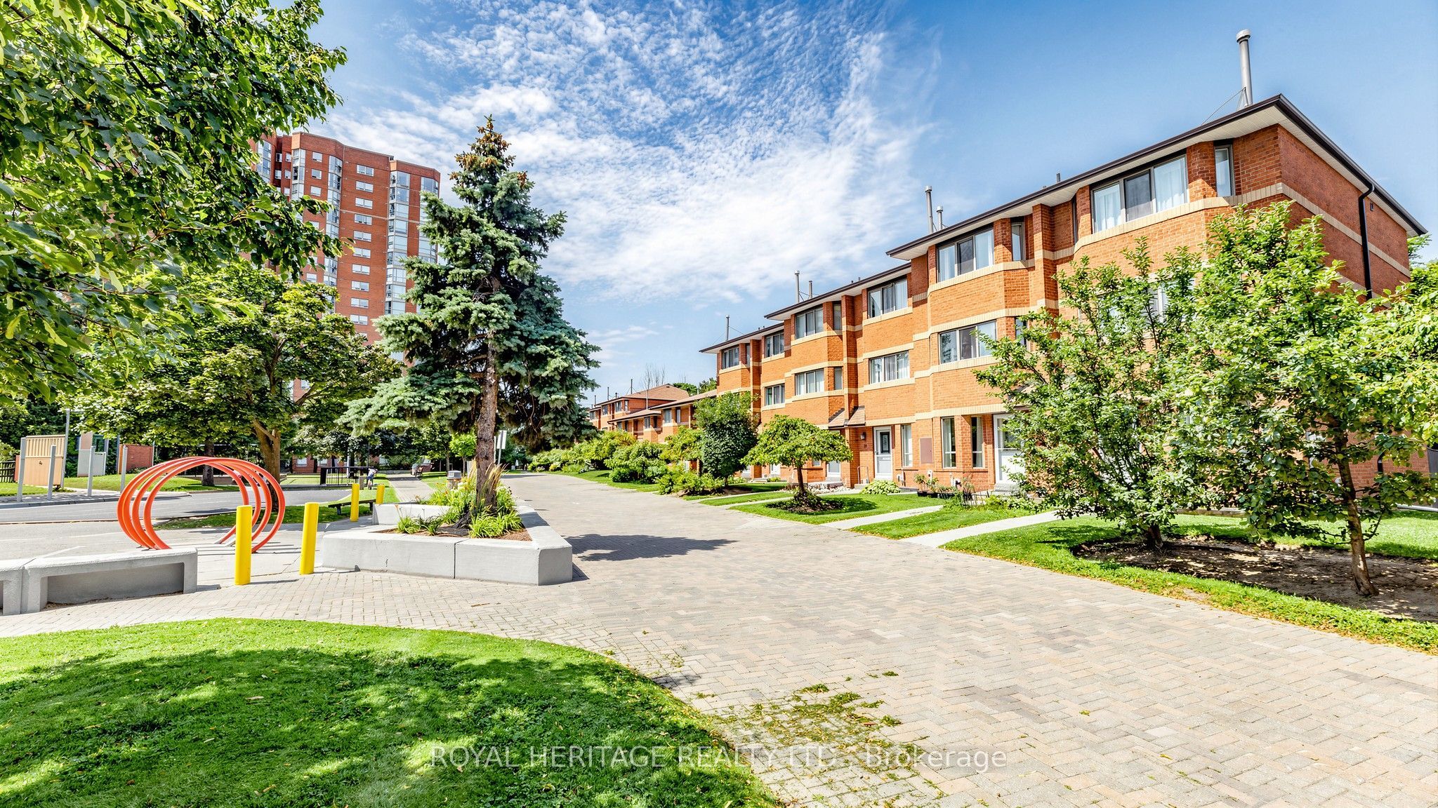 2472 Eglinton Avenue E Th 19 Property Photo 46