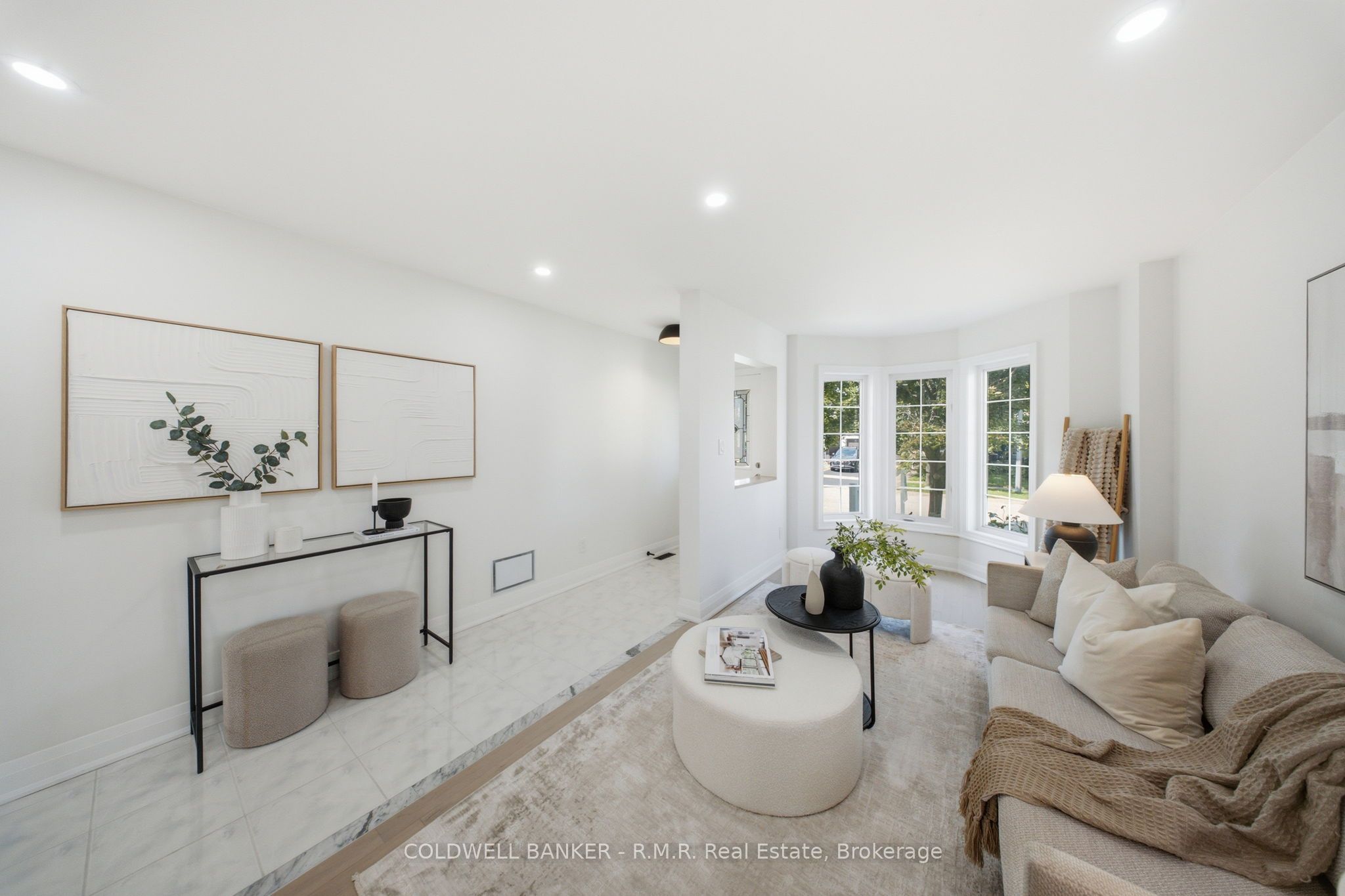 15 Schooner Lane Property Photo 7
