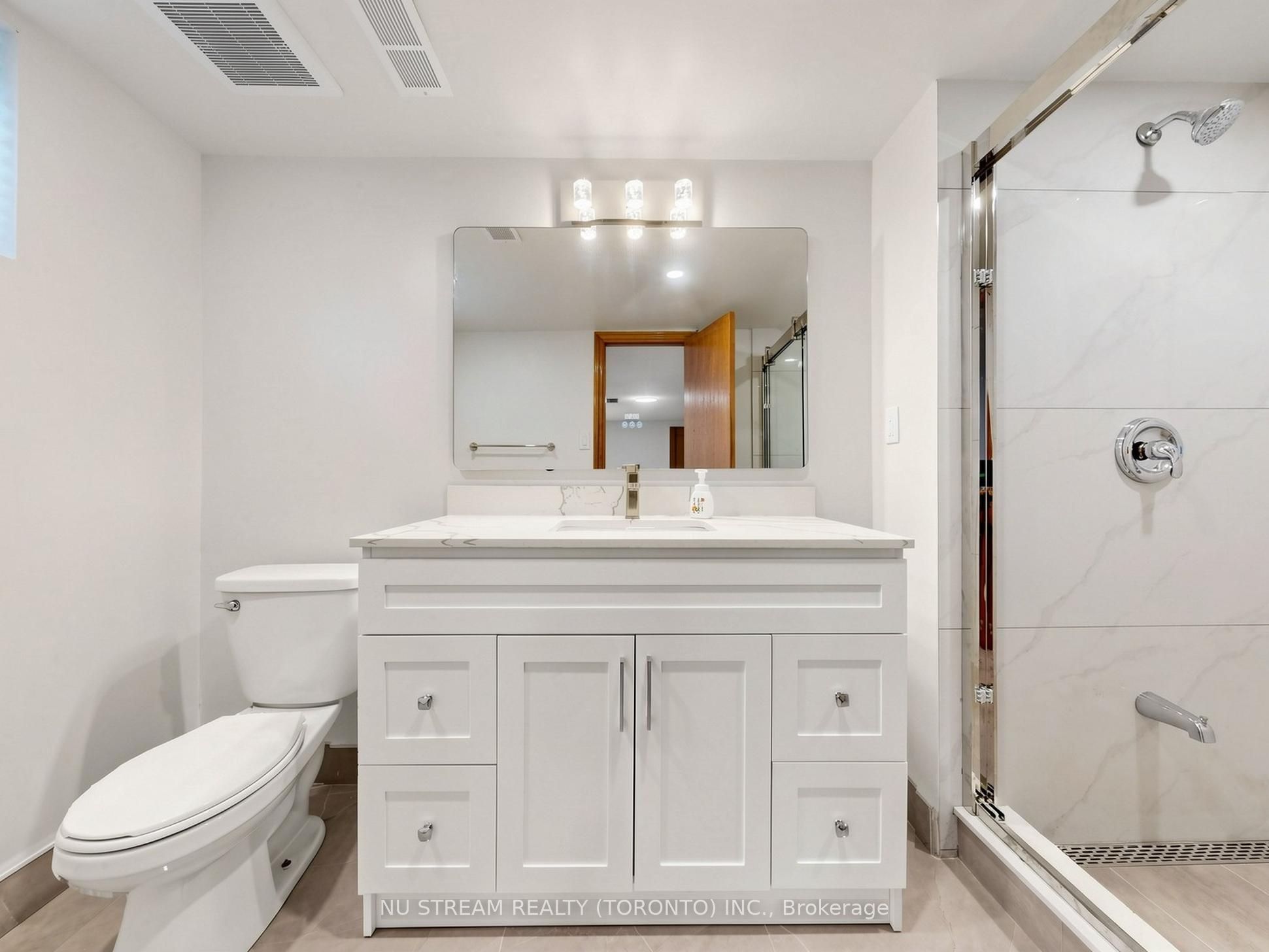 117 Ambercroft Boulevard N Property Photo 37