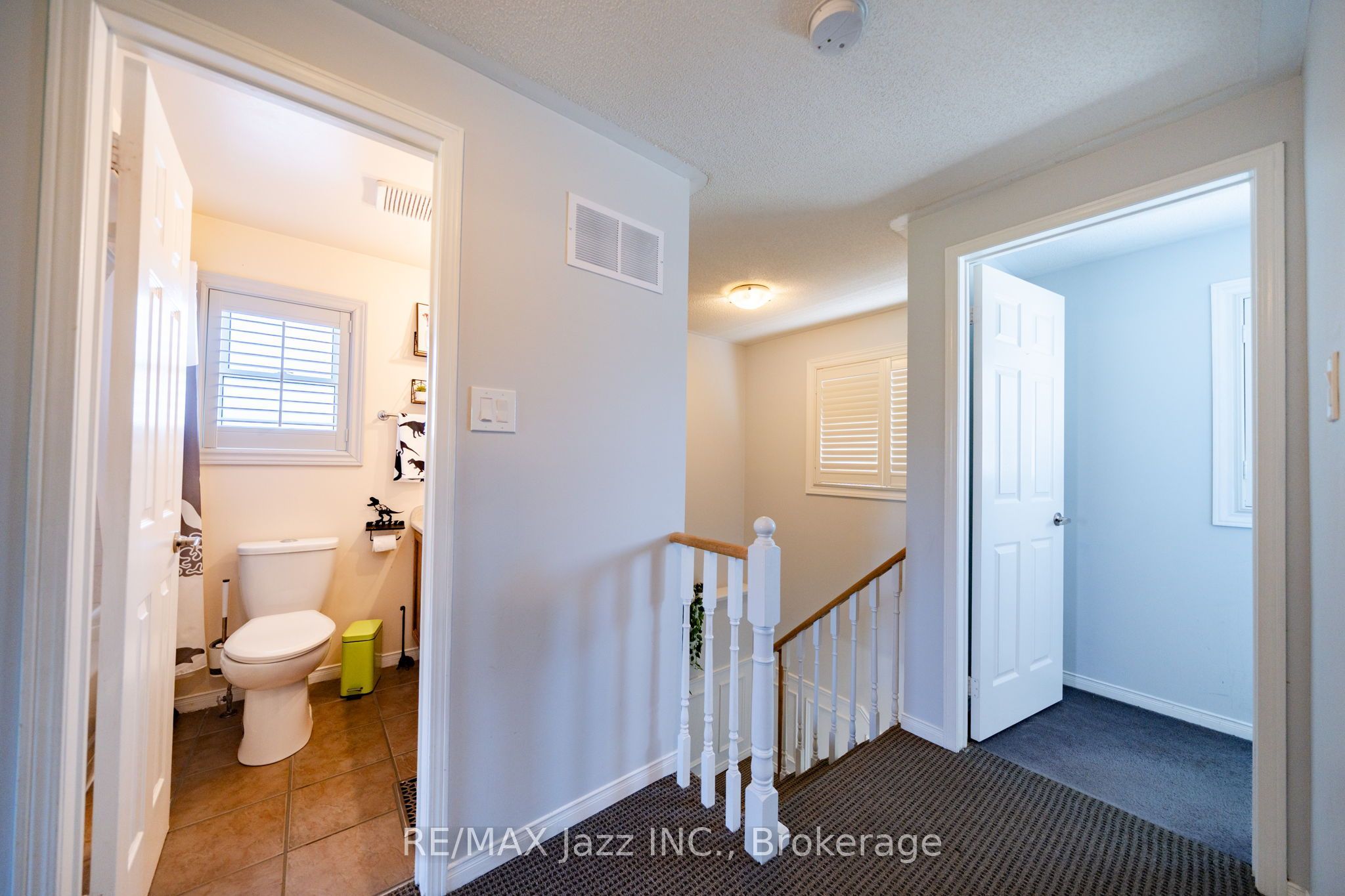 110 Freeland Avenue E Property Photo 23