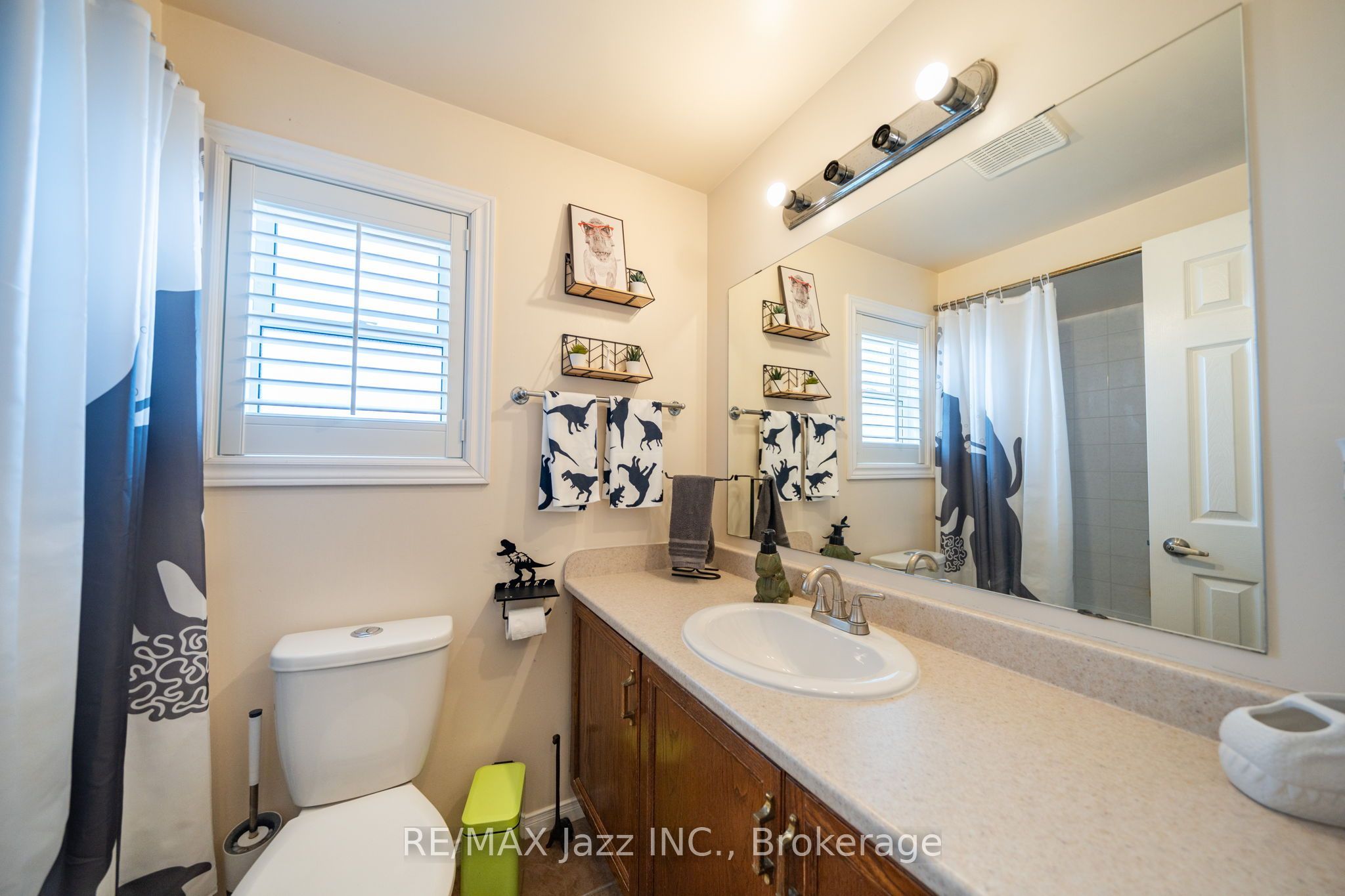 110 Freeland Avenue E Property Photo 25