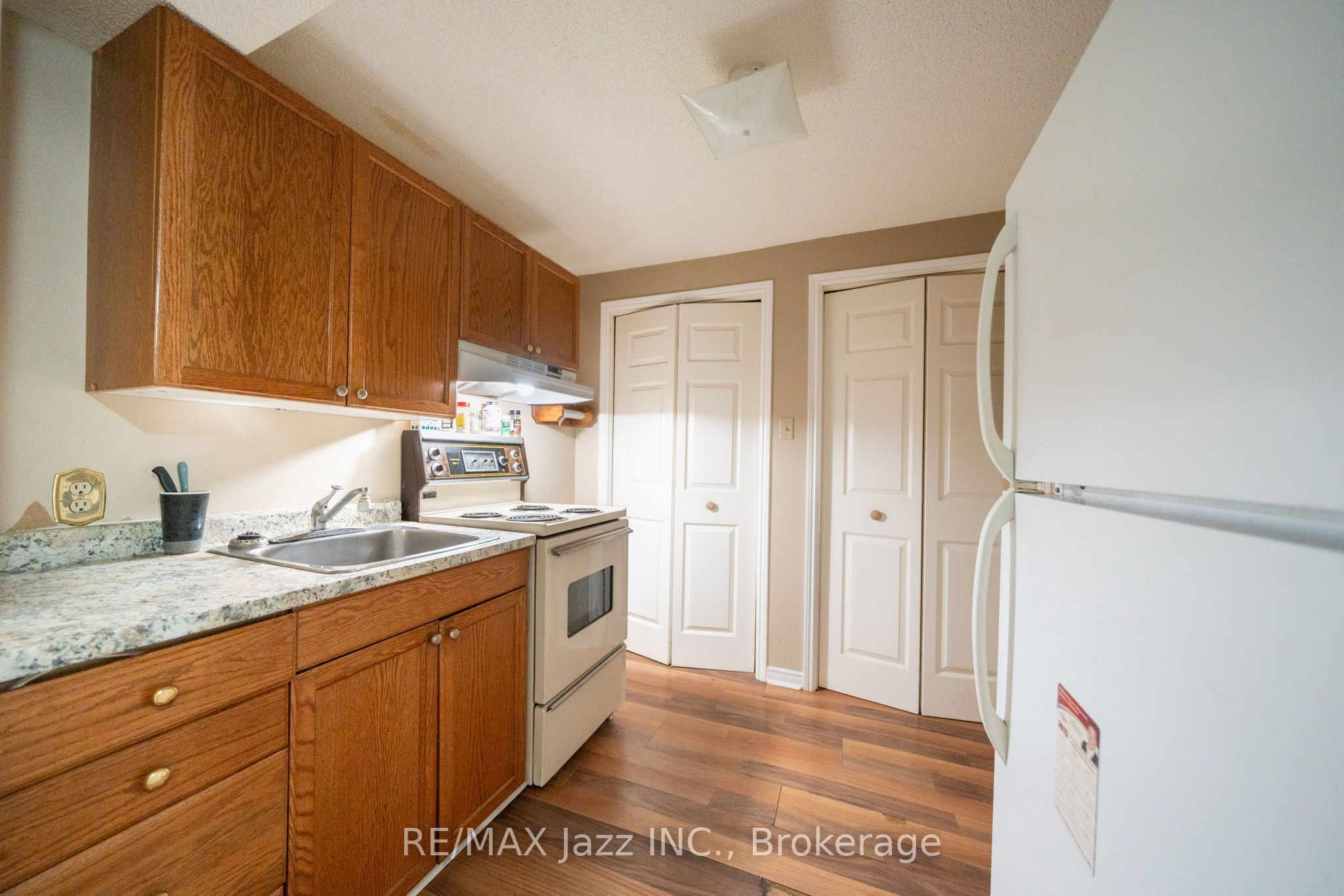 110 Freeland Avenue E Property Photo 33