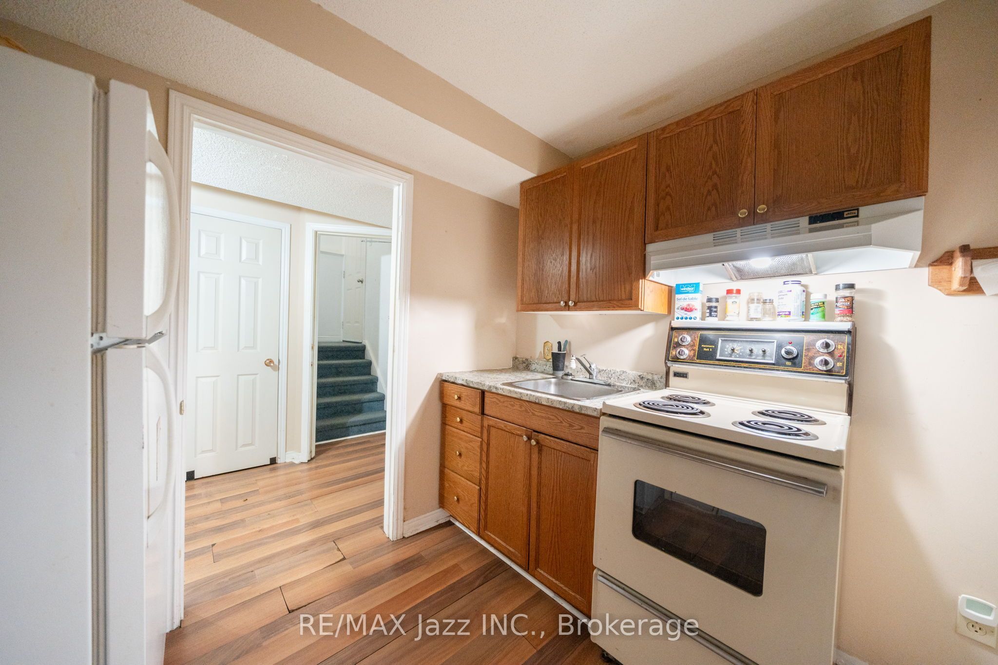 110 Freeland Avenue E Property Photo 34