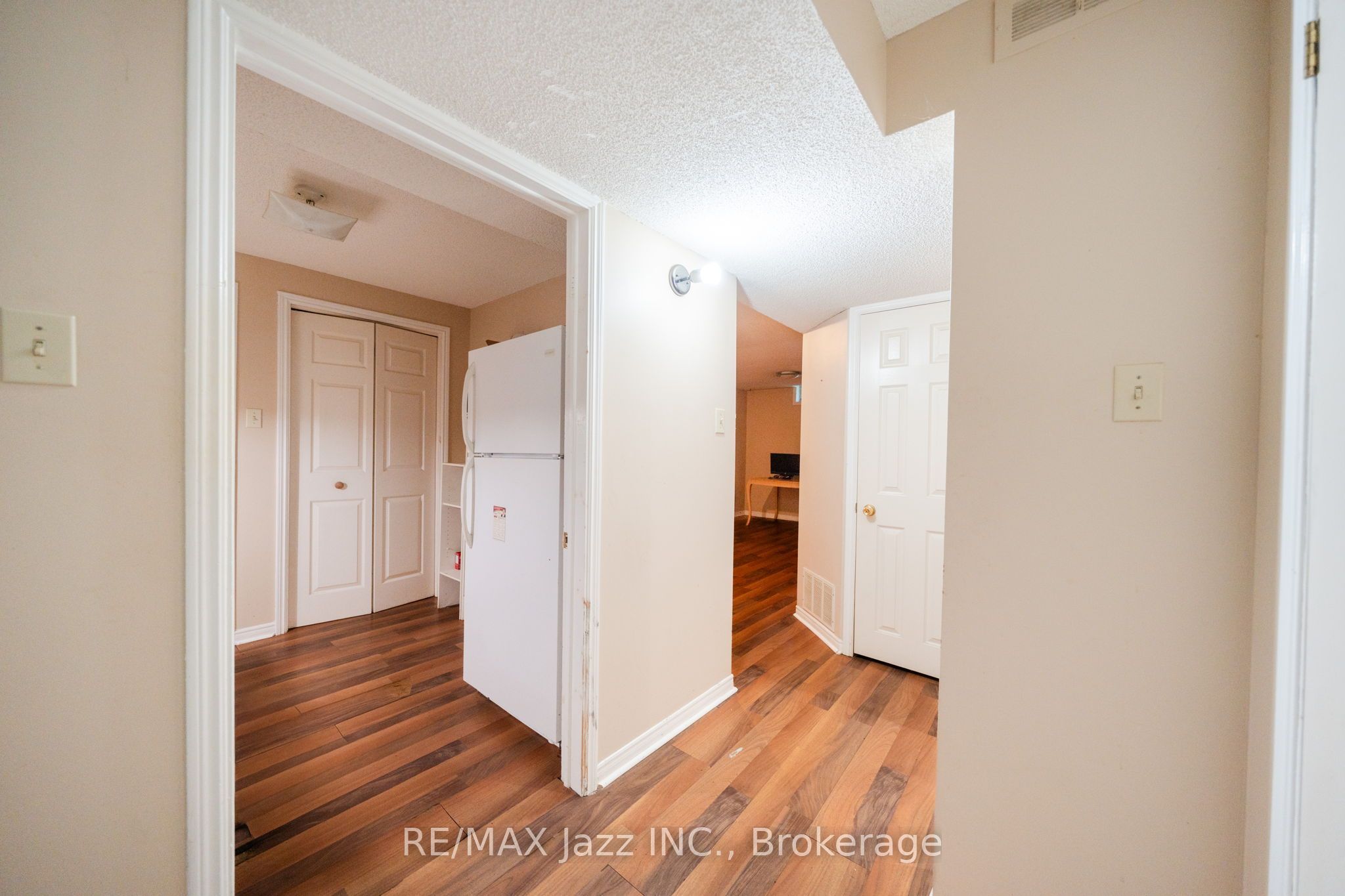 110 Freeland Avenue E Property Photo 36