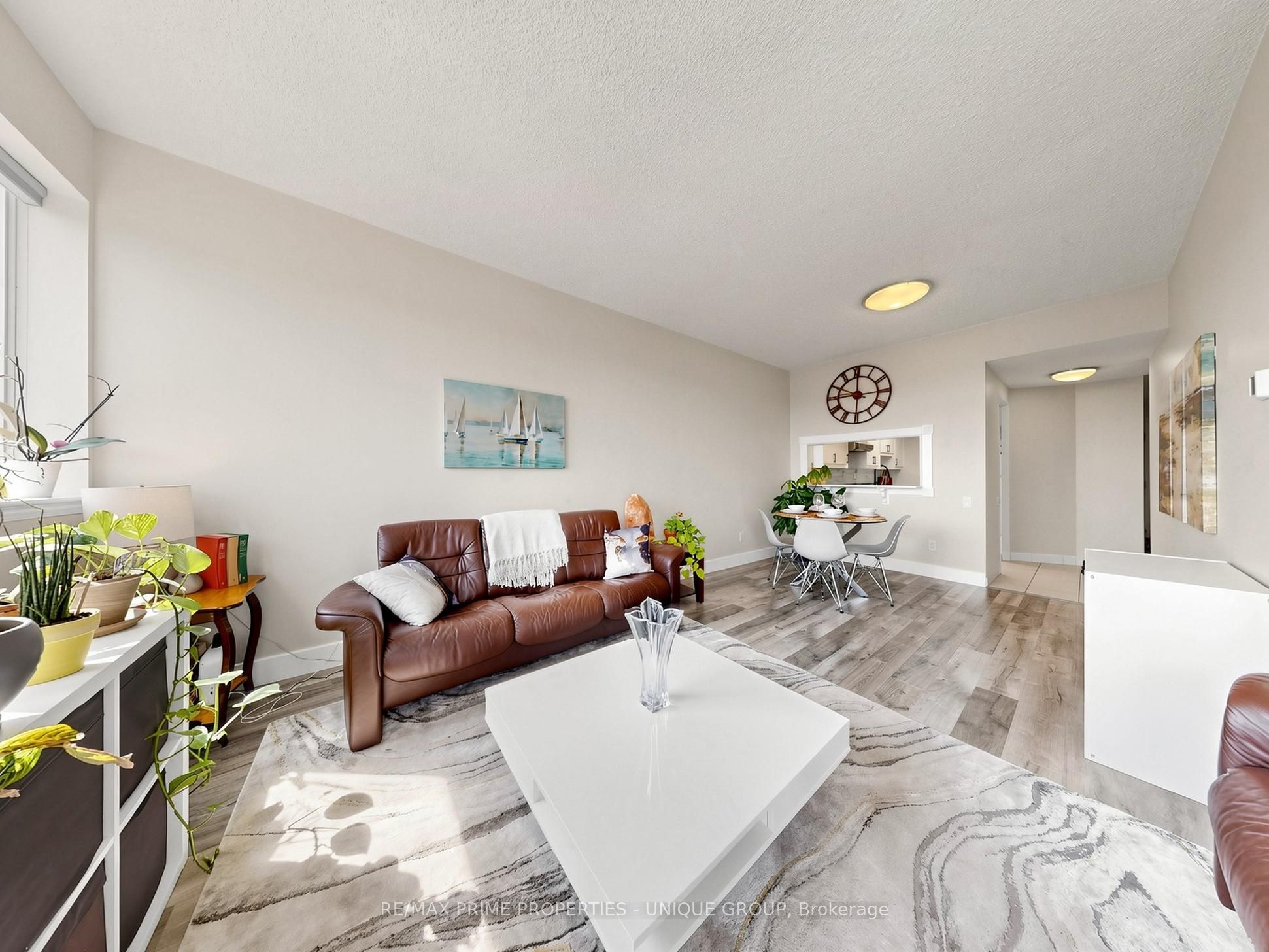 2460 Eglinton Avenue E Ph12 Property Photo 5