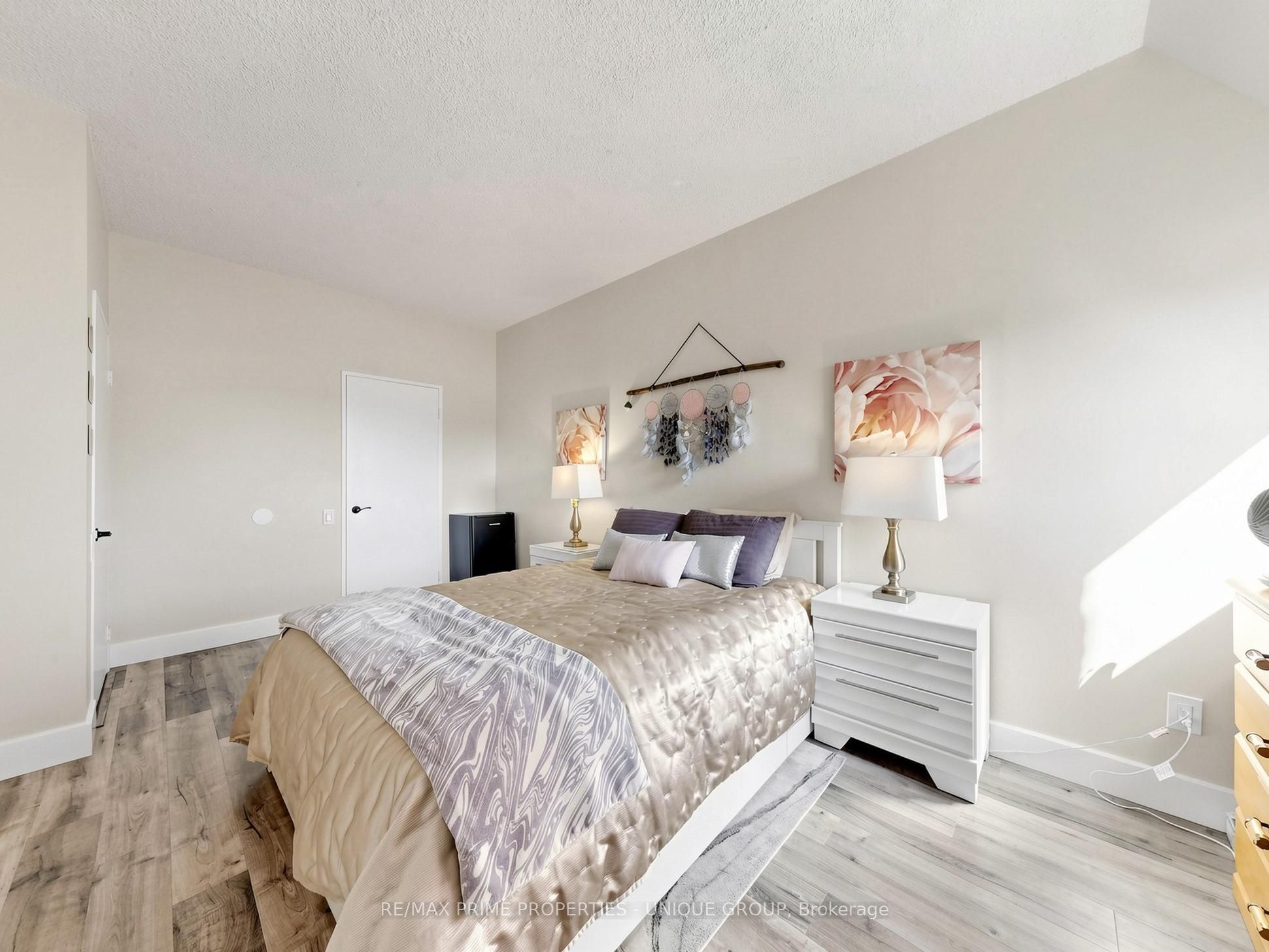 2460 Eglinton Avenue E Ph12 Property Photo 15