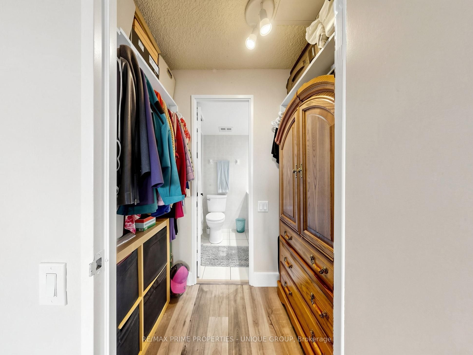 2460 Eglinton Avenue E Ph12 Property Photo 16