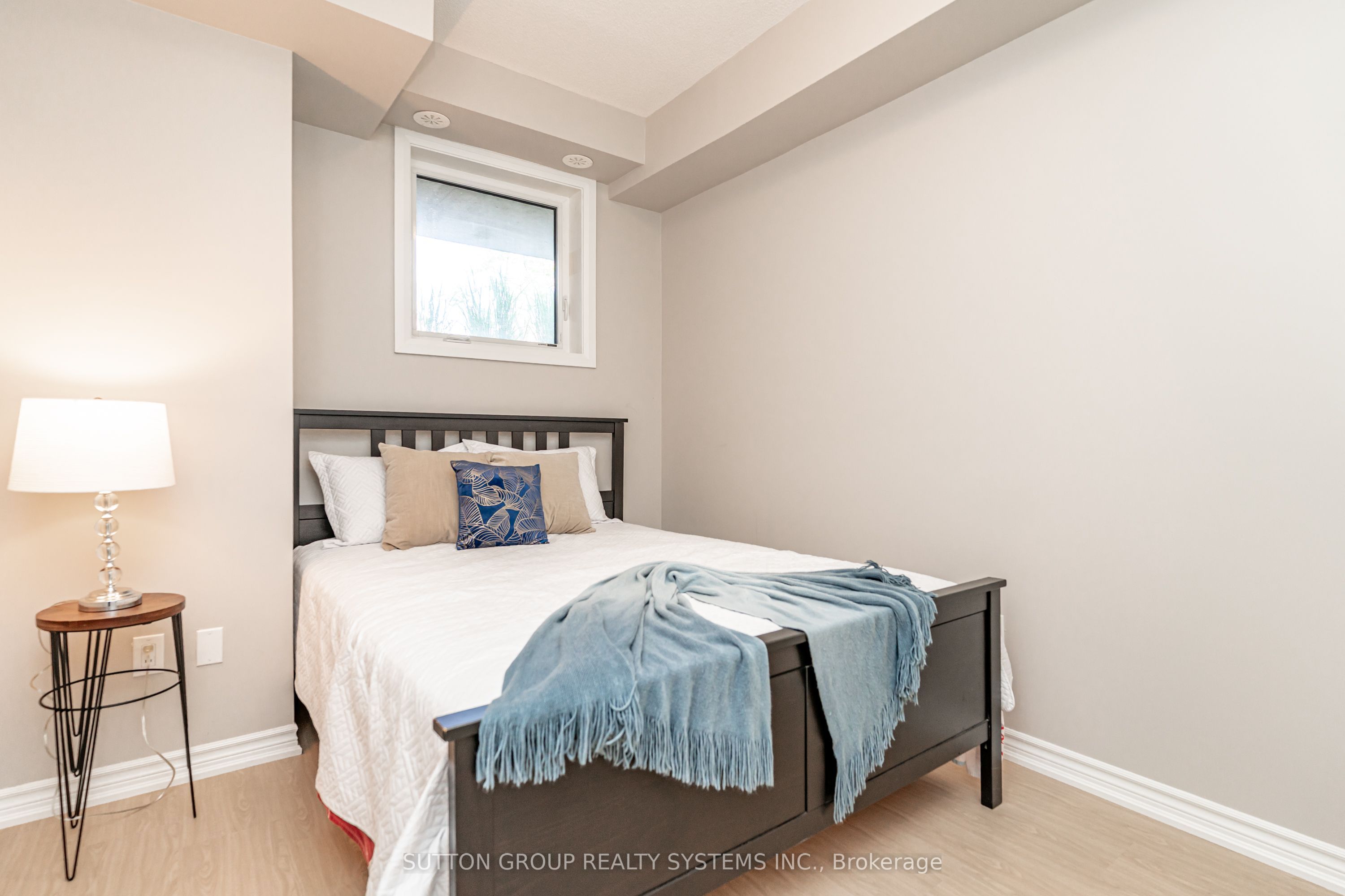 235 Mclevin Avenue 11 Property Photo 25