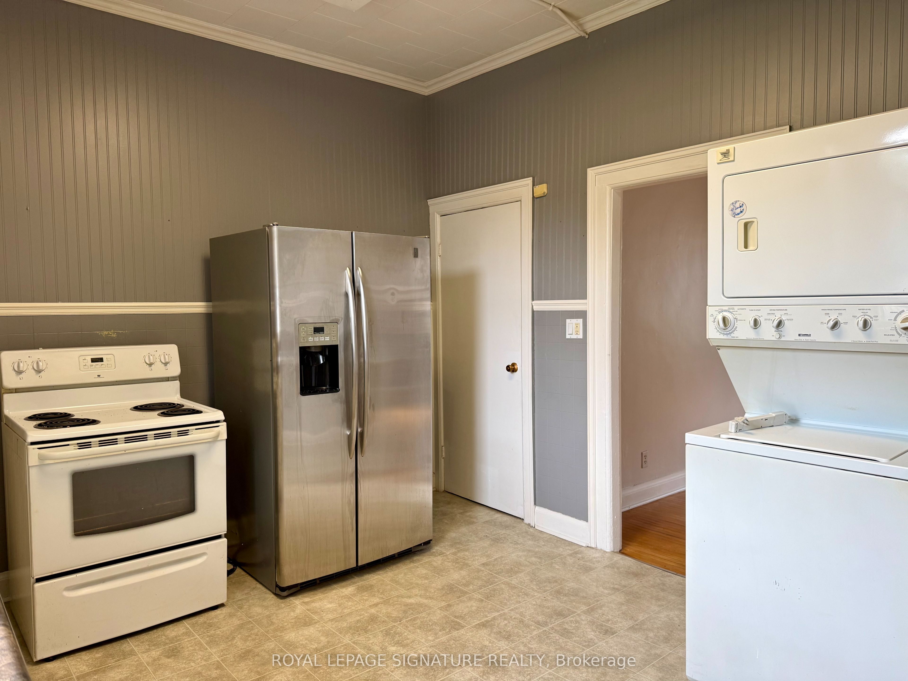 12 Hemlock Avenue Property Photo 6