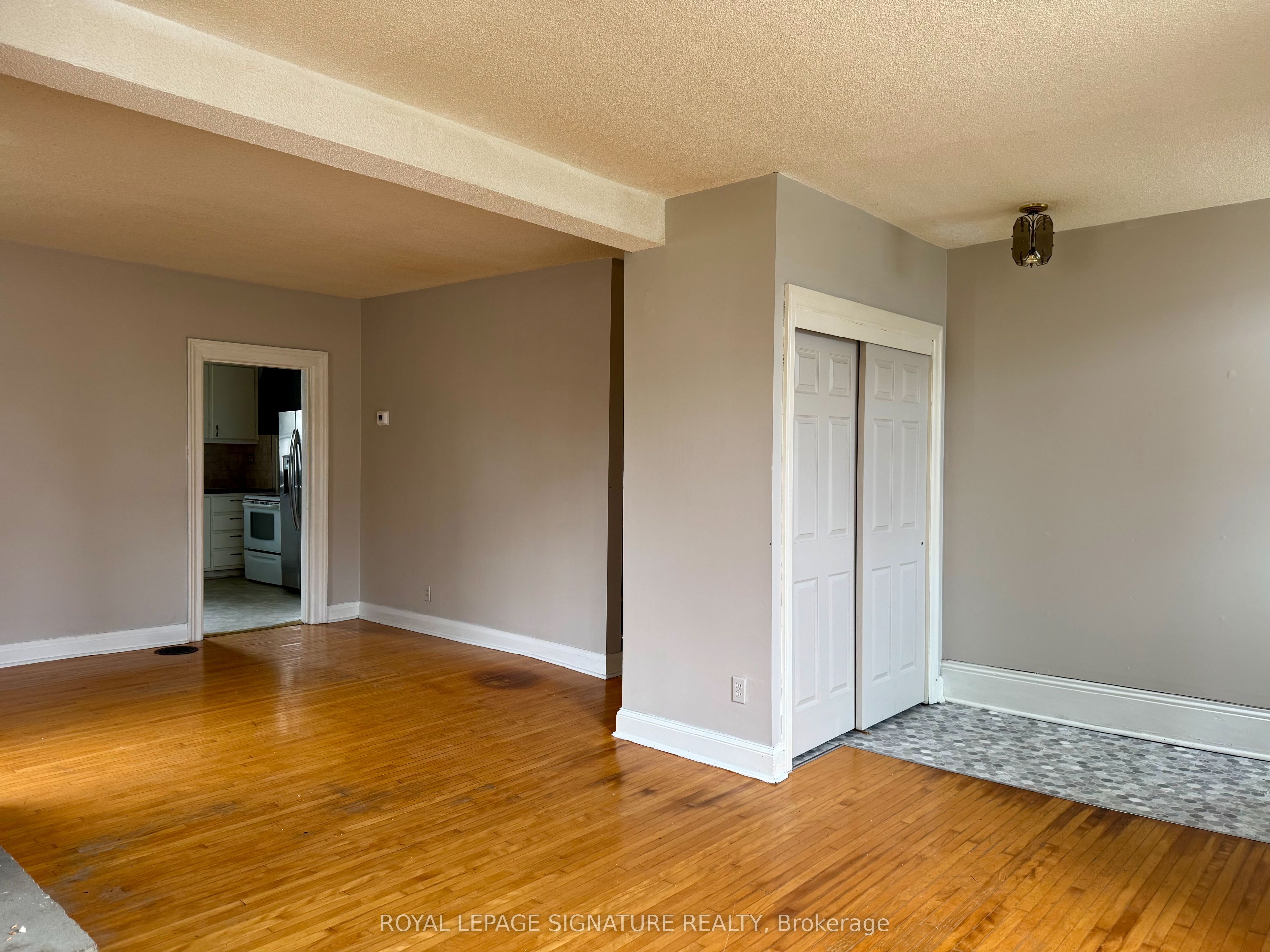 12 Hemlock Avenue Property Photo 7
