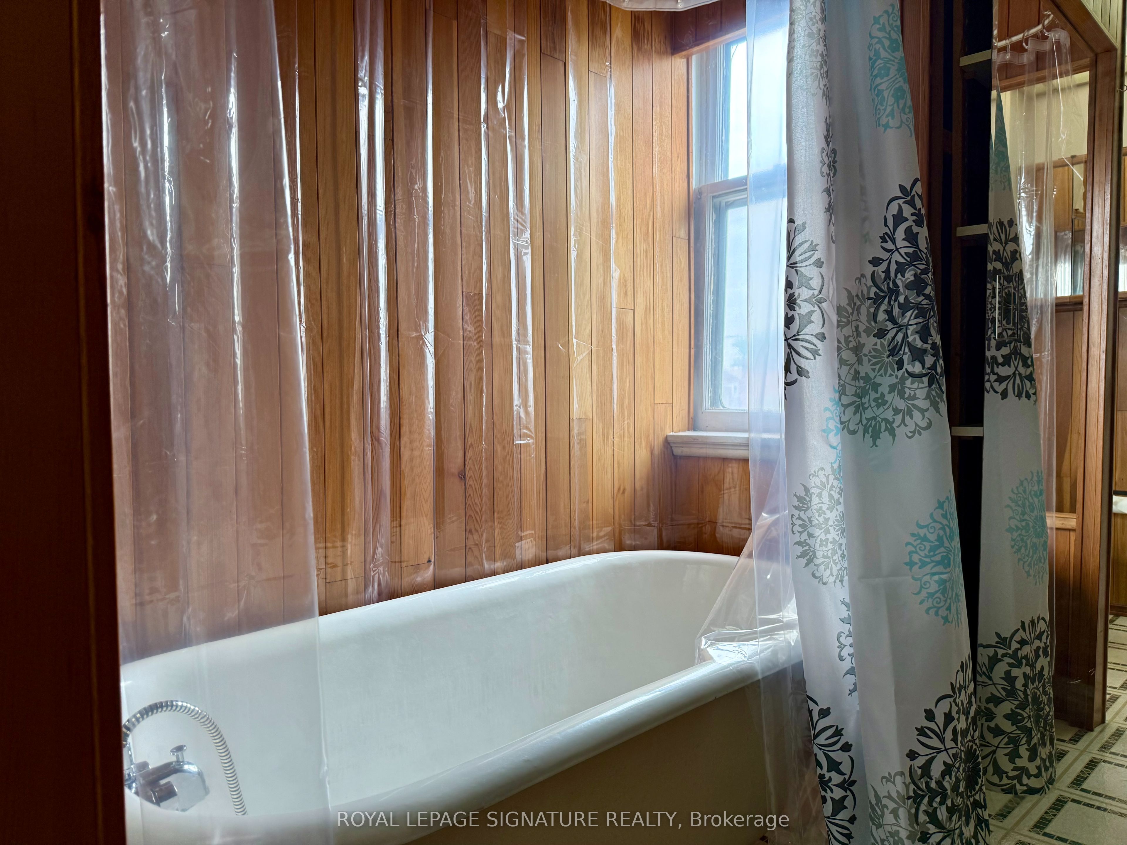 12 Hemlock Avenue Property Photo 17