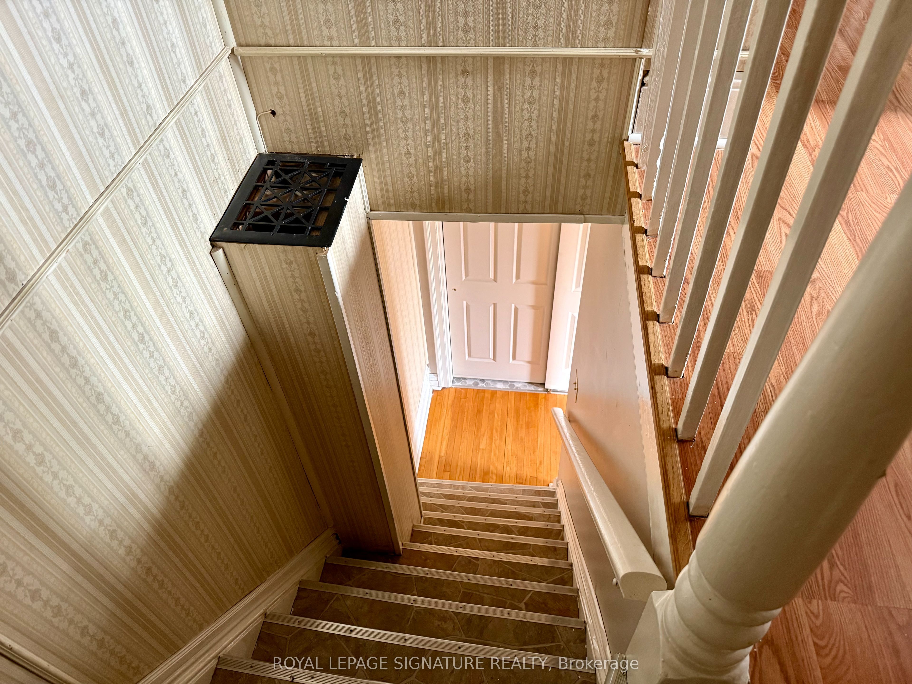 12 Hemlock Avenue Property Photo 18
