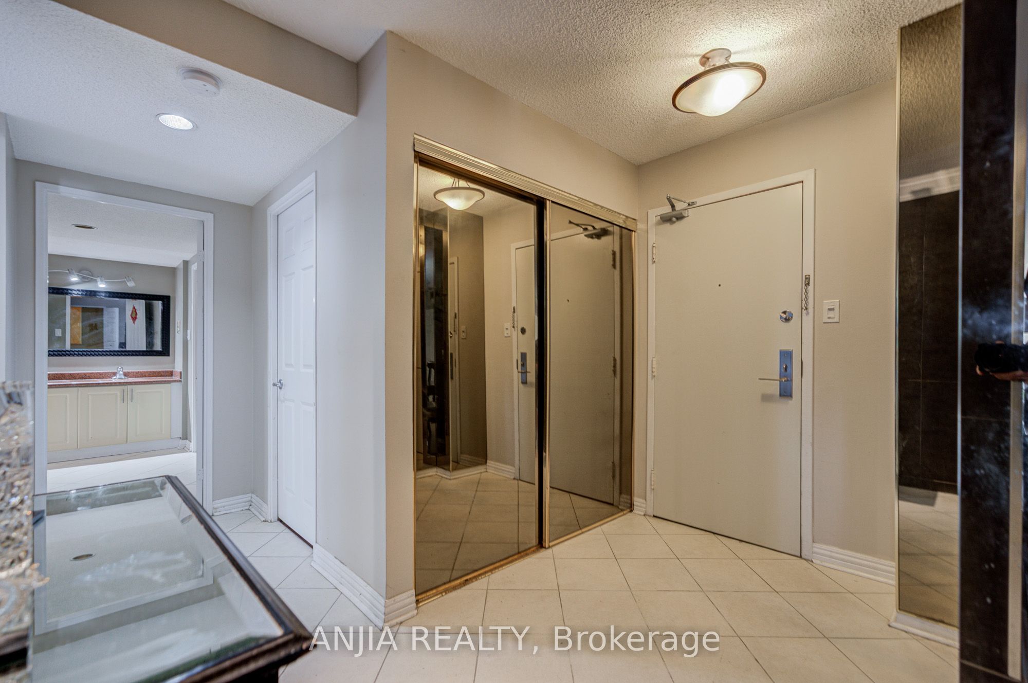 255 Bamburgh Circle 401 Property Photo 9