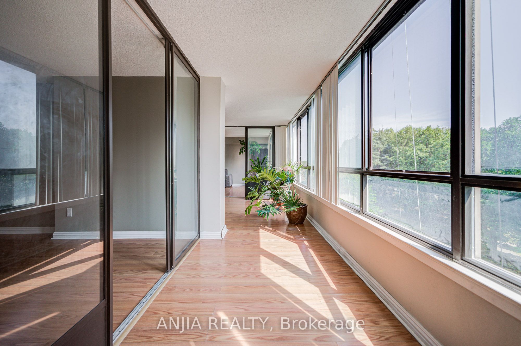255 Bamburgh Circle 401 Property Photo 23