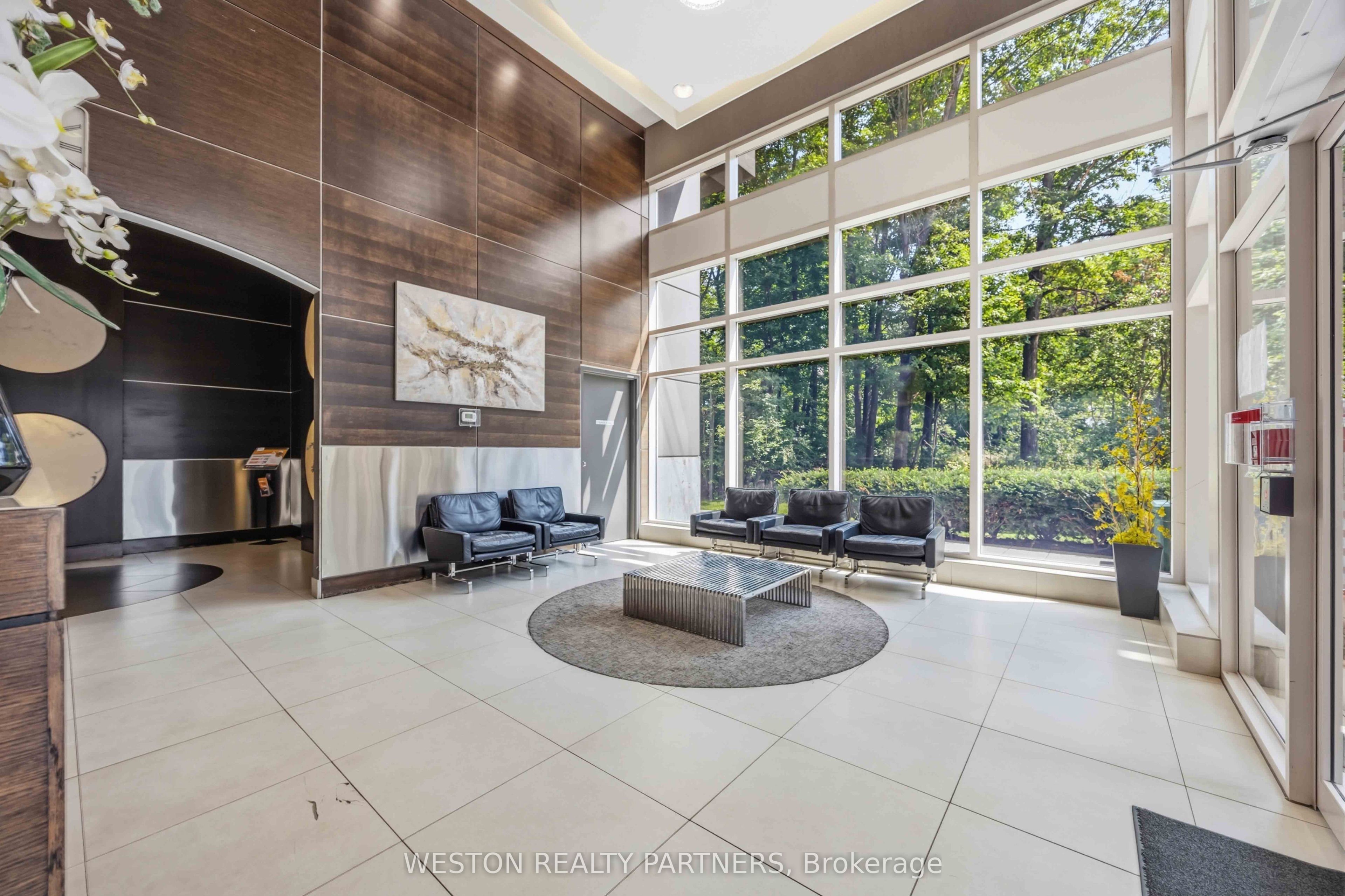190 Borough Drive 1006 Property Photo 4