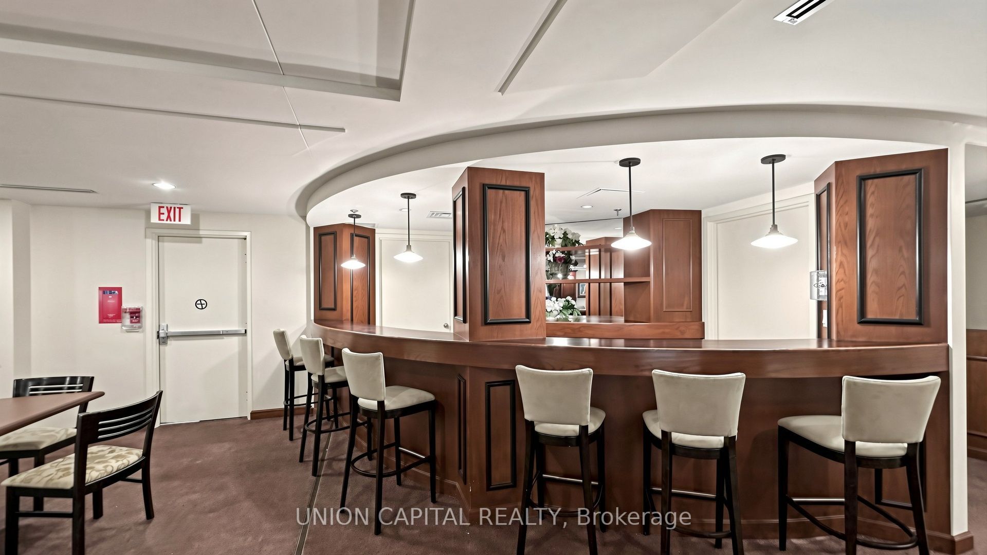 88 Corporate Drive 2101 Property Photo 12