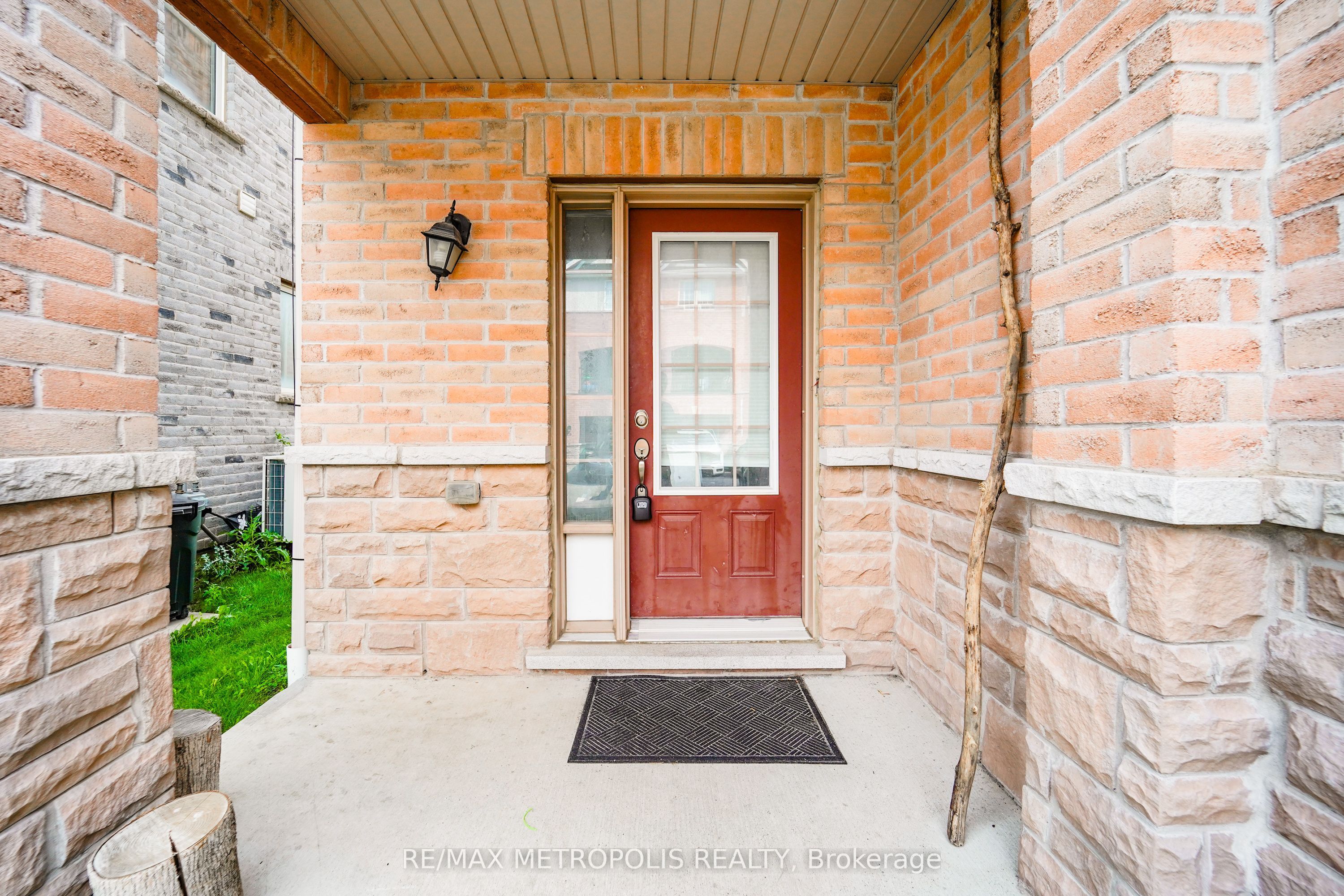 866 Audley Road Property Photo 6