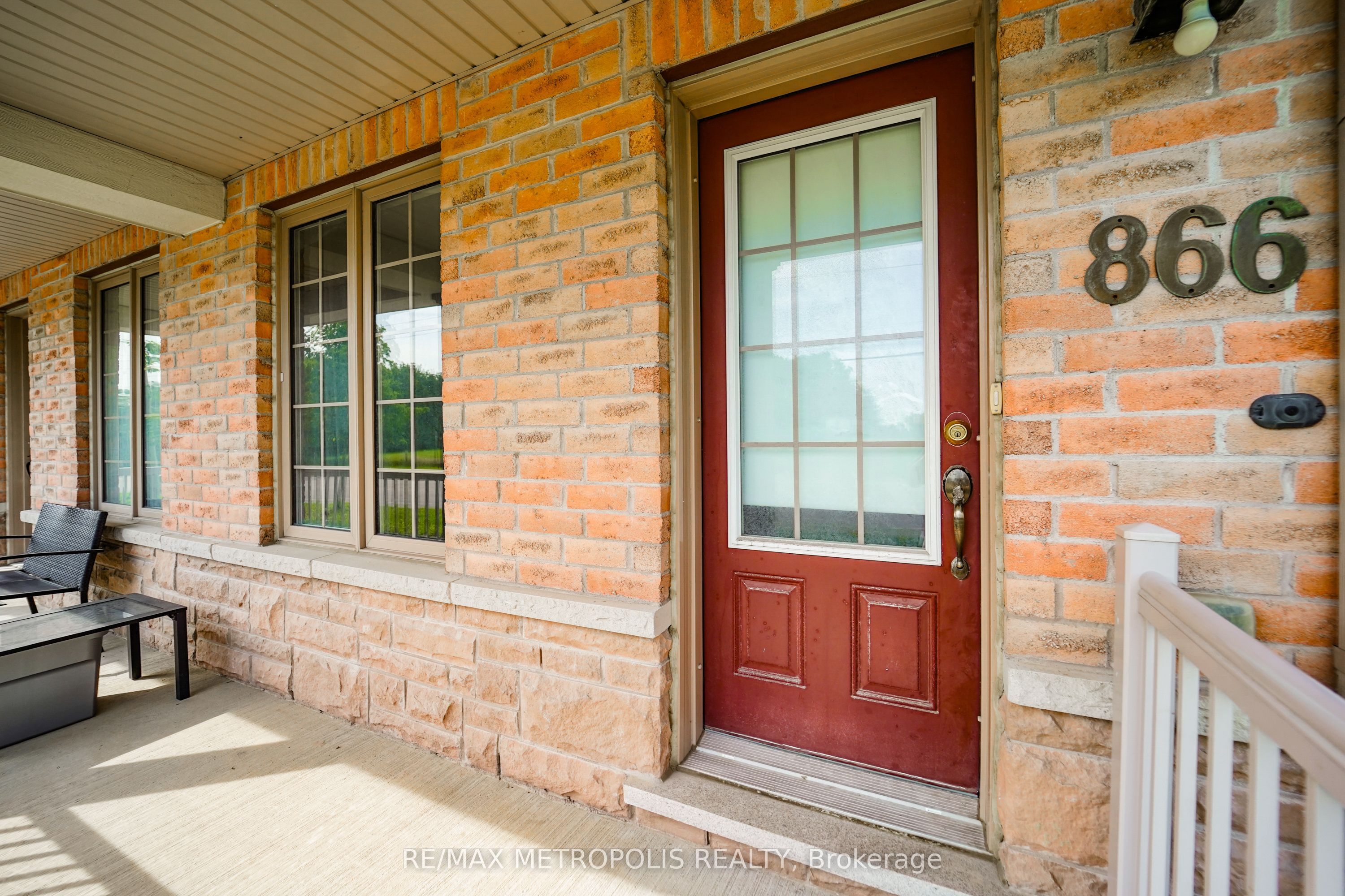 866 Audley Road Property Photo 8