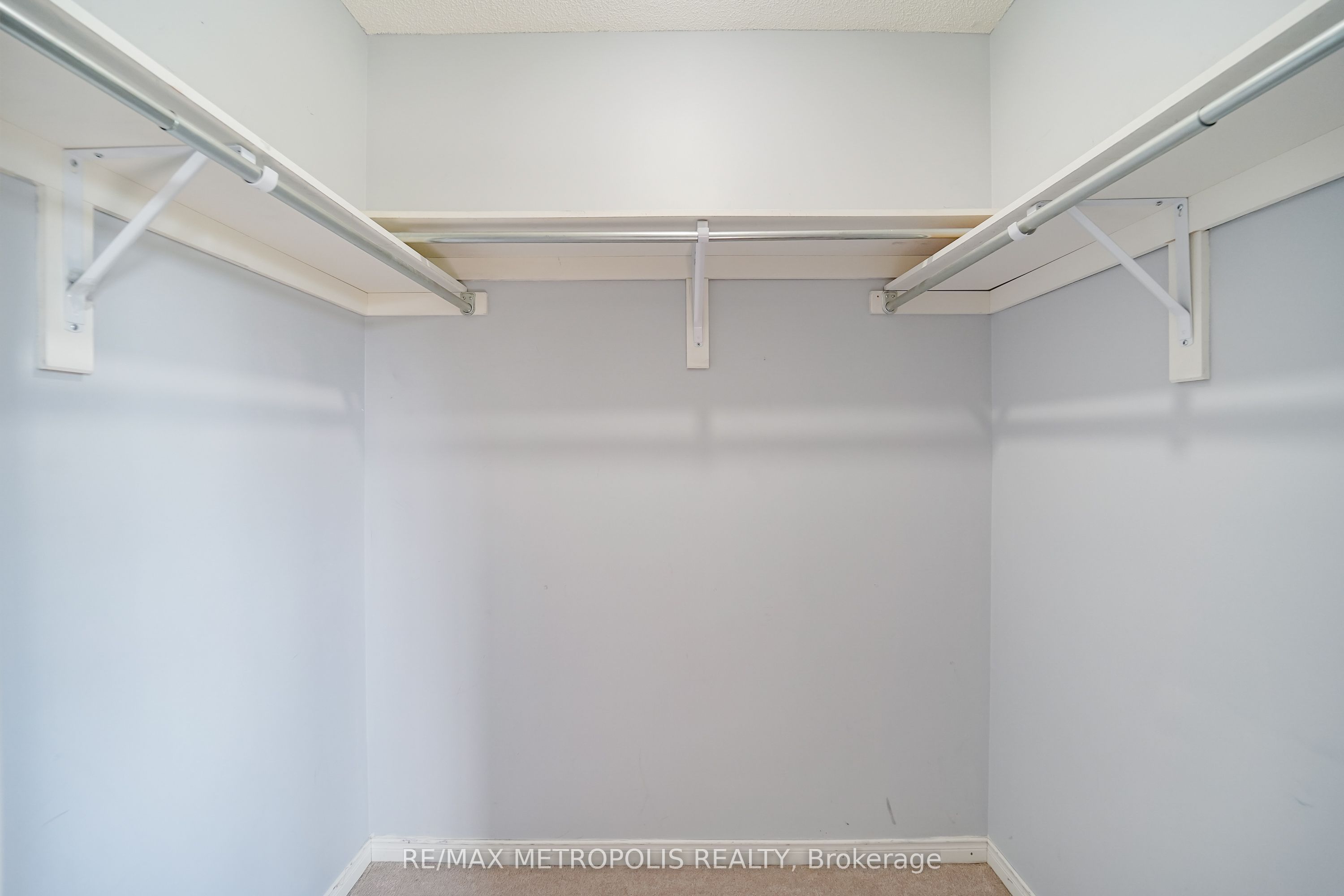 866 Audley Road Property Photo 32