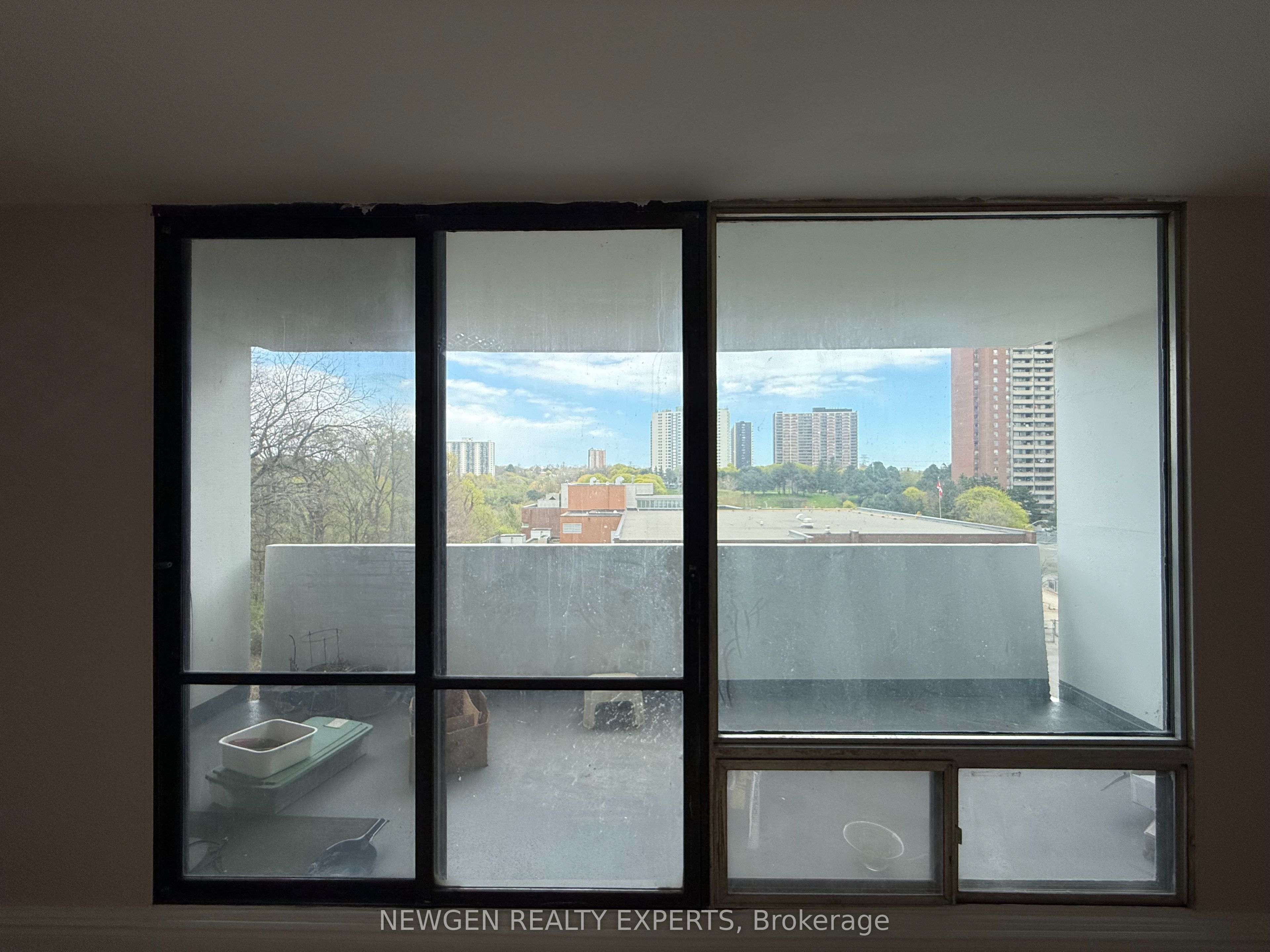 3 Massey Square 502 Property Photo 32
