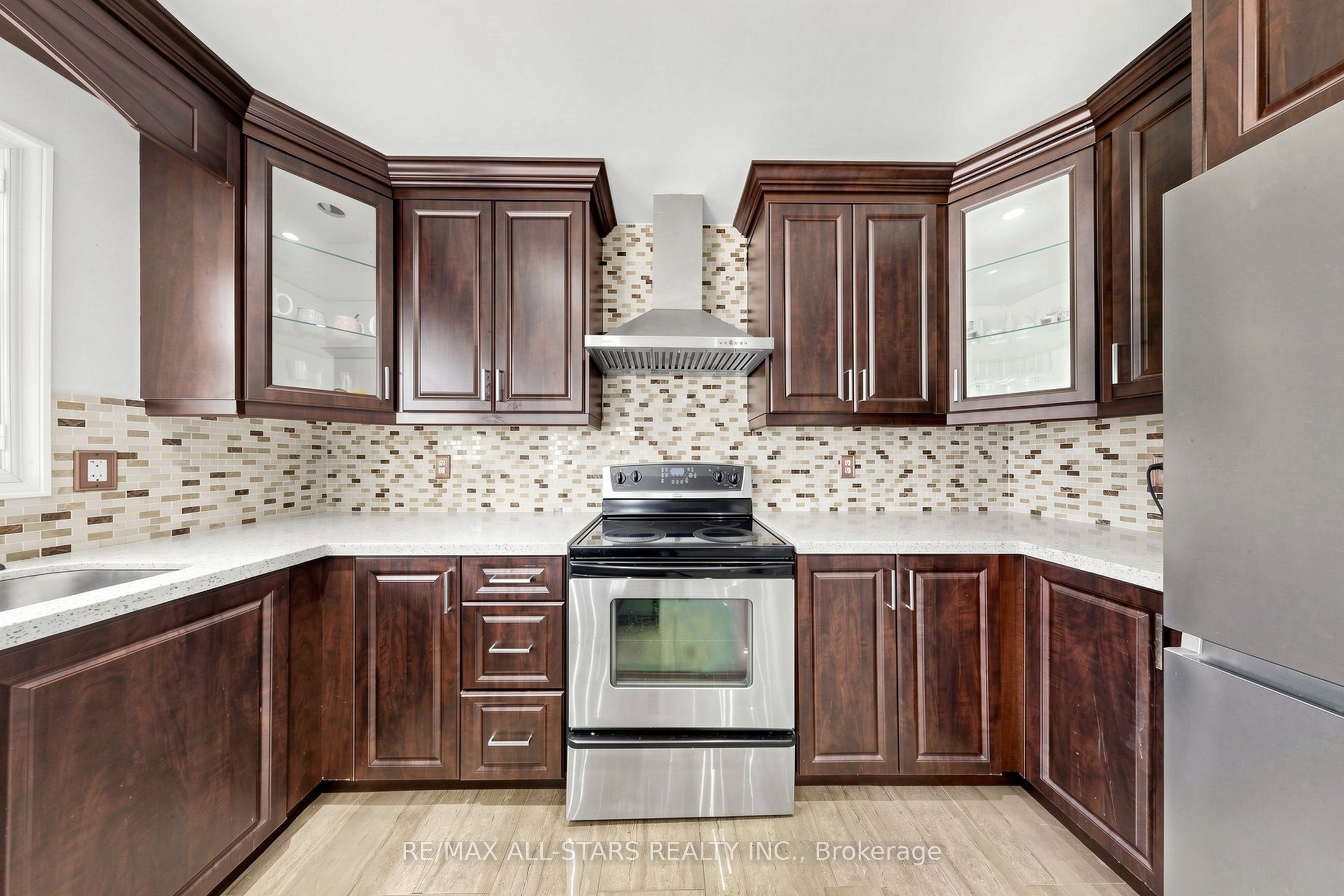 13 Boulderbrook Drive Property Photo 12