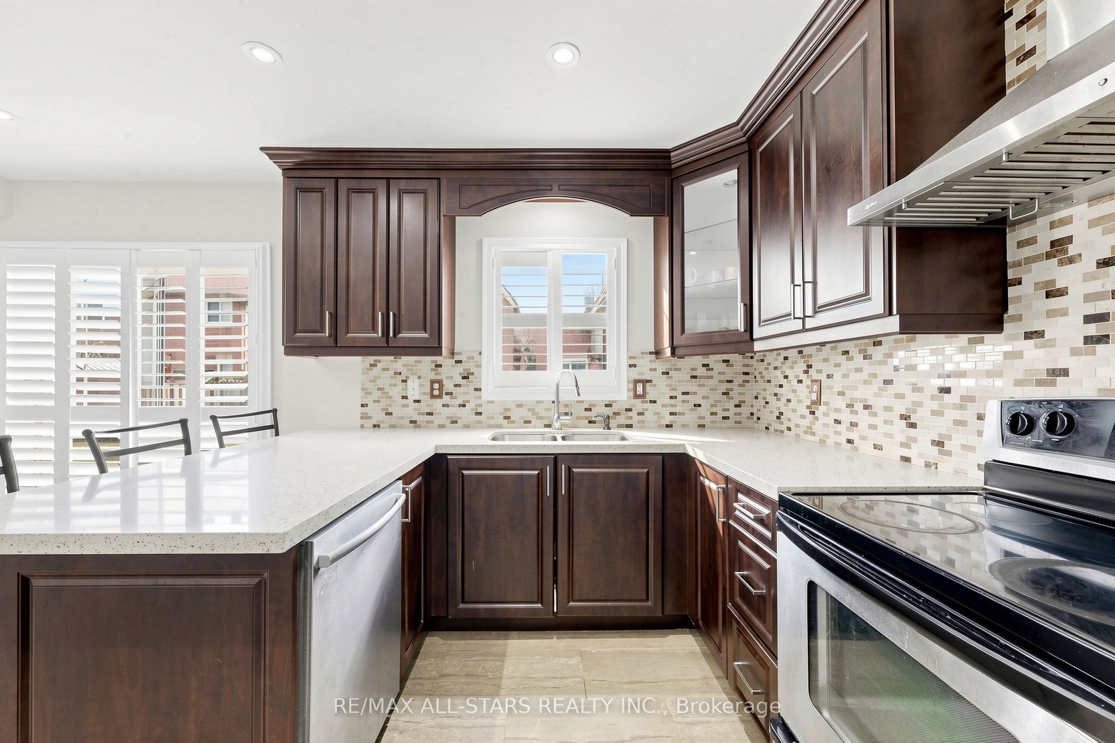 13 Boulderbrook Drive Property Photo 13