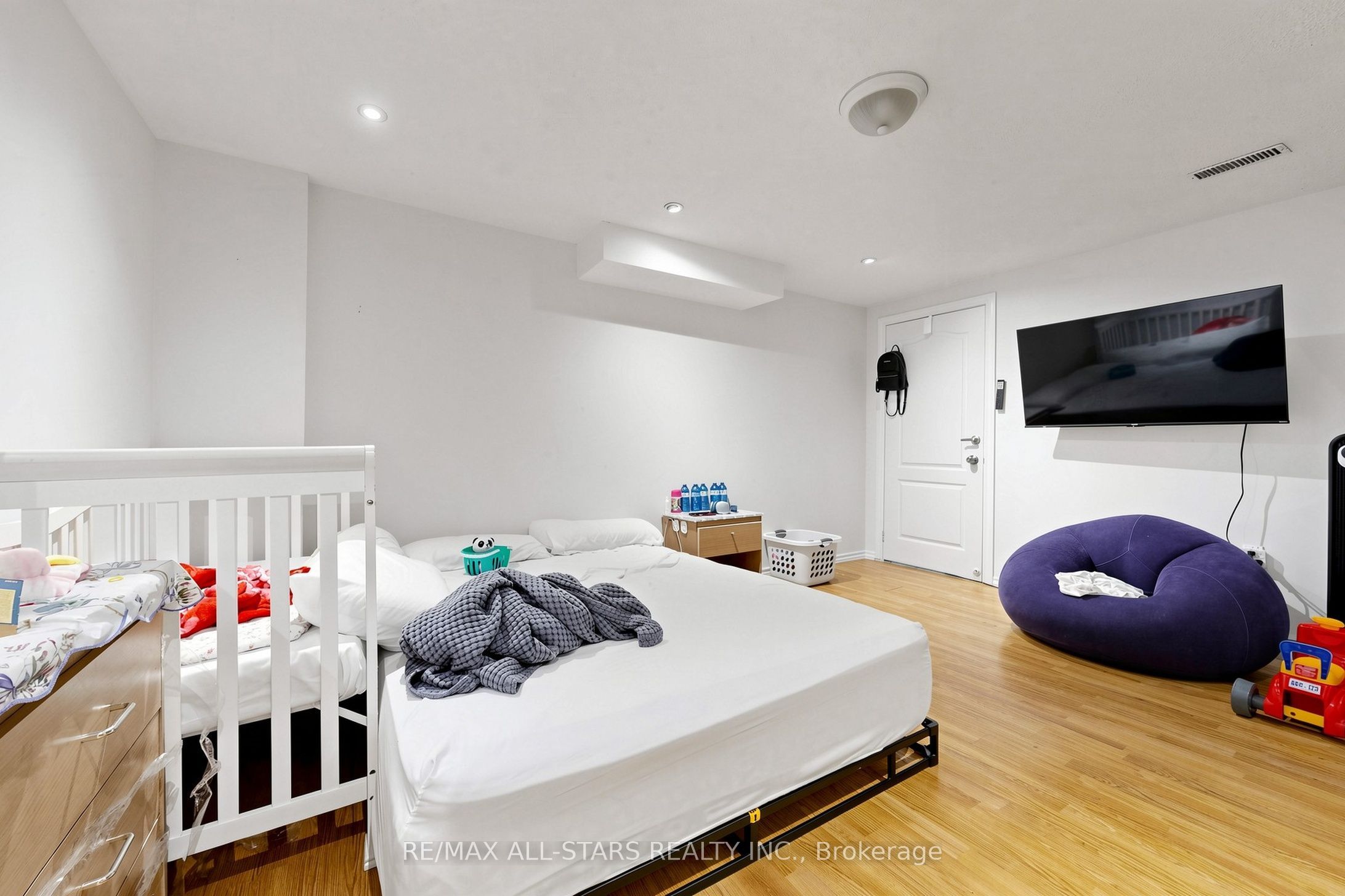 13 Boulderbrook Drive Property Photo 33
