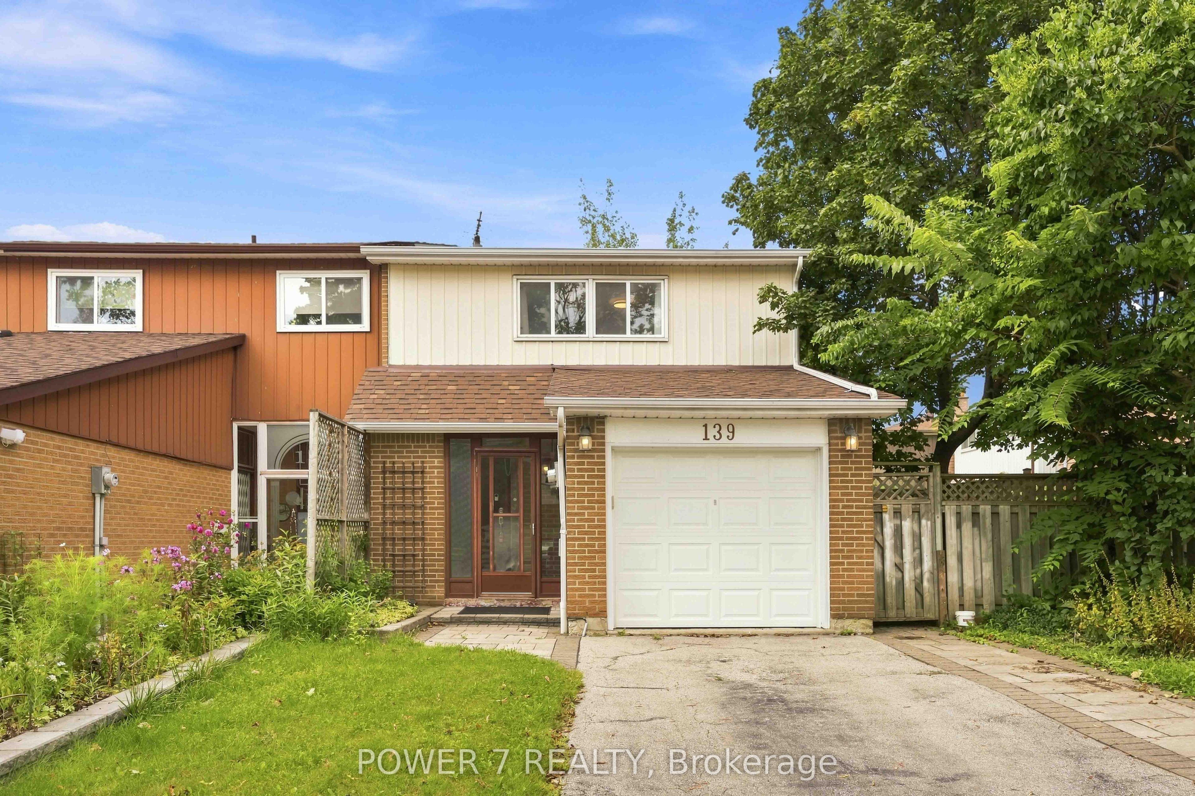 139 Carolbreen Square Property Photo 3
